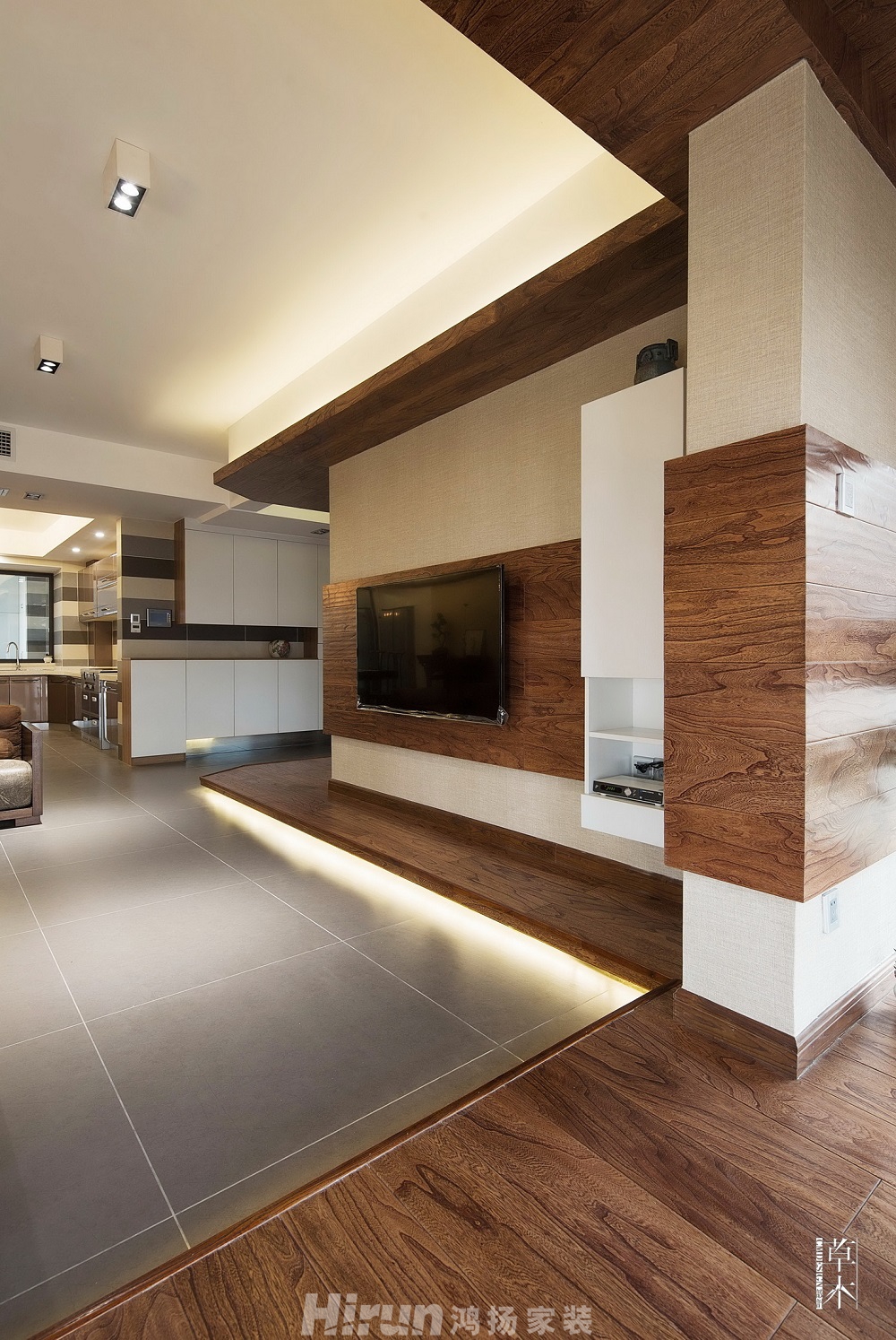 長房白沙灣160㎡寫意木構四居室 裝修案例效果圖-客廳2