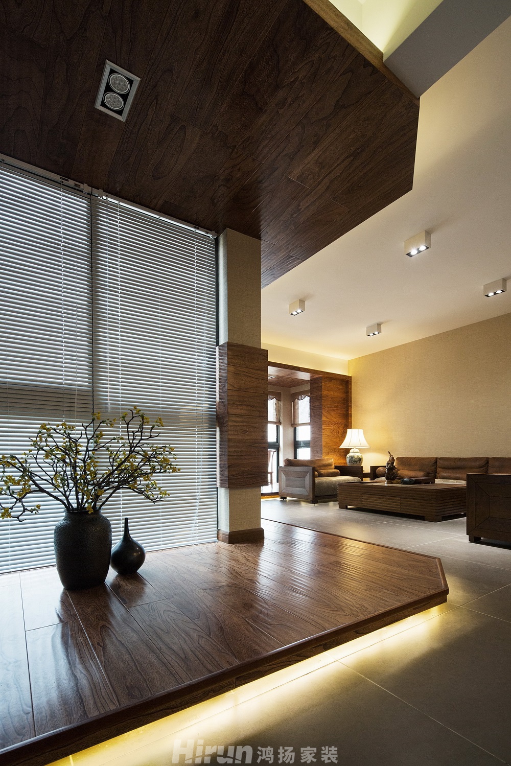 長房白沙灣160㎡寫意木構四居室 裝修案例效果圖-門廳