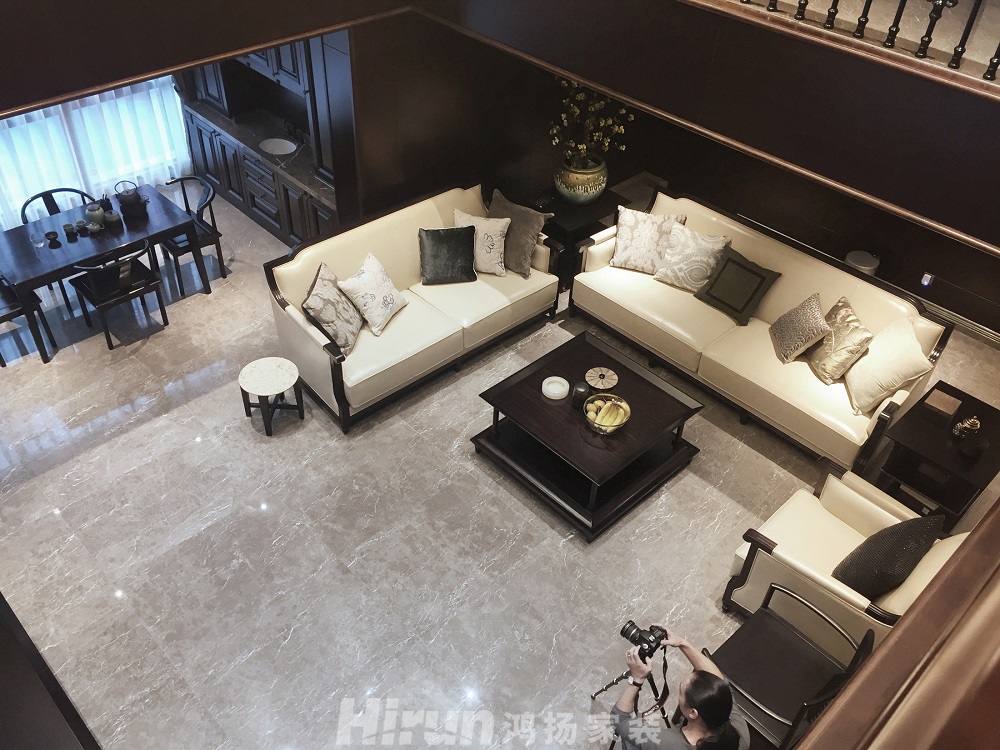 王府·譽(yù)峰380㎡復(fù)合寫(xiě)意復(fù)式 裝修案例效果圖-1客廳 (5)