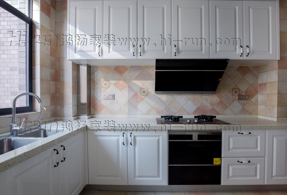 恒大華府130㎡輕歐簡(jiǎn)美四居室 裝修案例效果圖-08