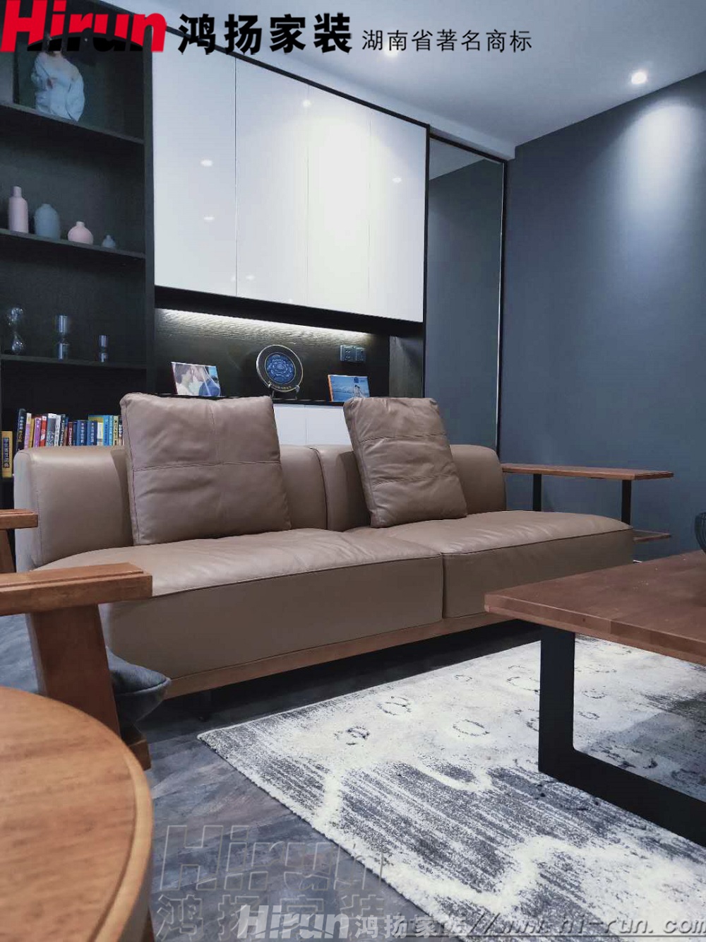 云升東方大院240㎡雅致現代復式 裝修案例效果圖-17