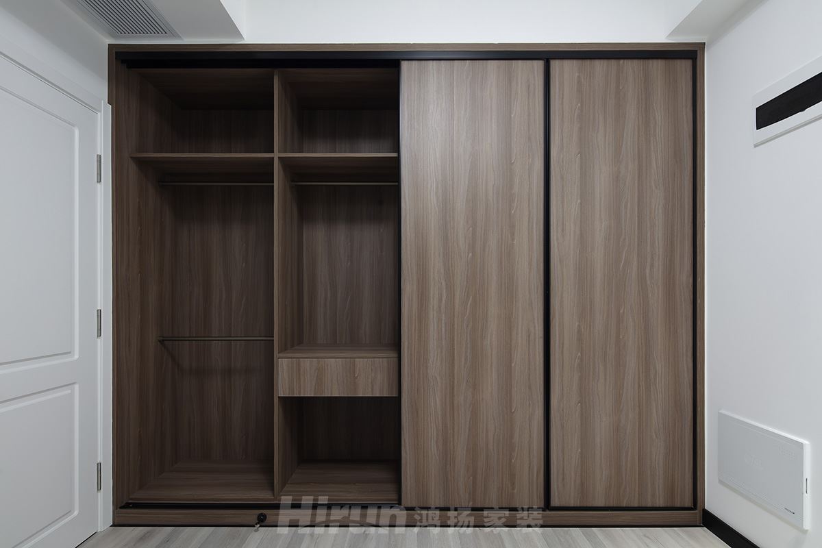 中交中央公園160㎡工業(yè)再造四居室 裝修案例實(shí)景圖-SWSY2020-6