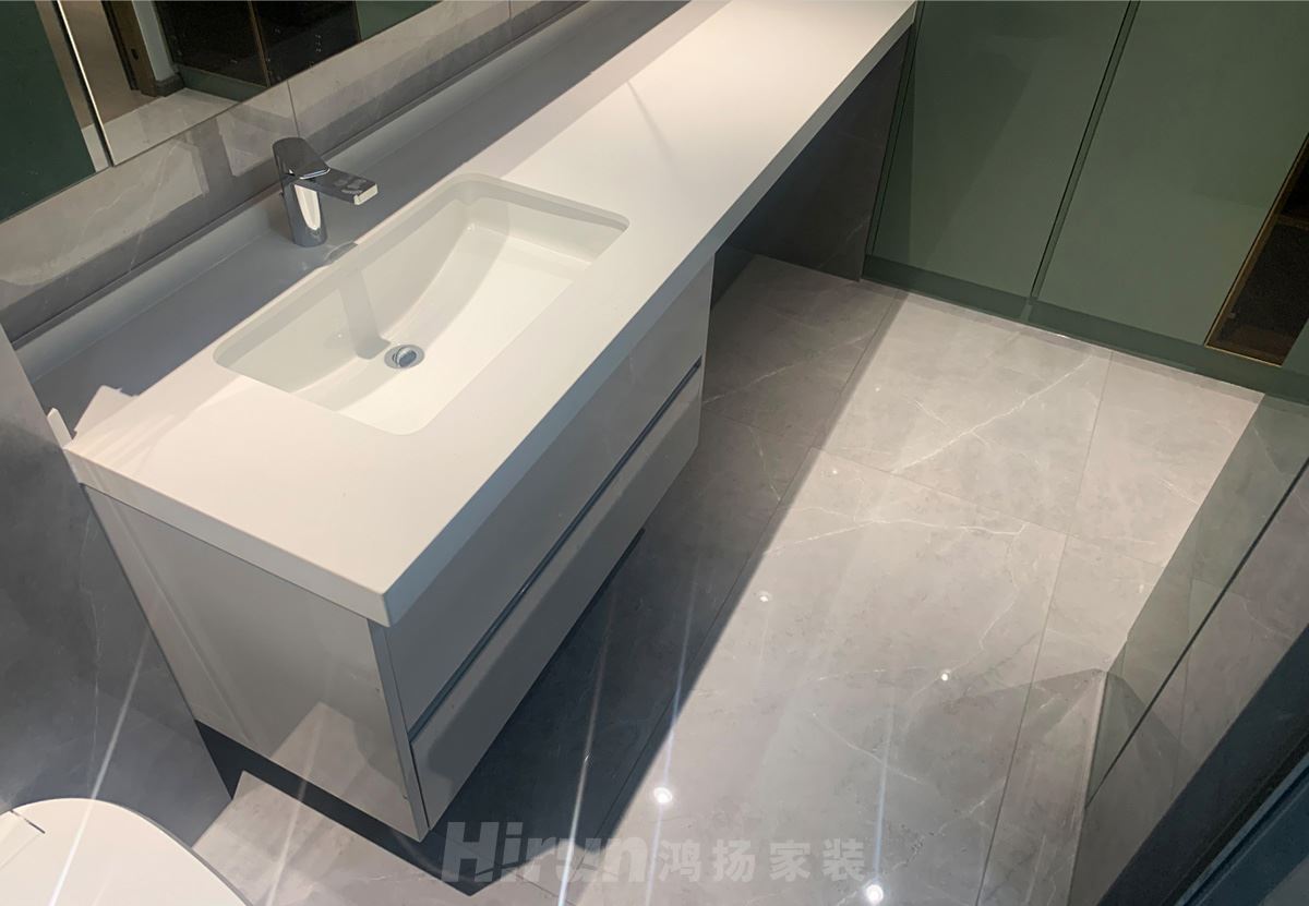 湘江壹號(hào)220㎡雅致現(xiàn)代三居室 裝修案例實(shí)景圖-J1