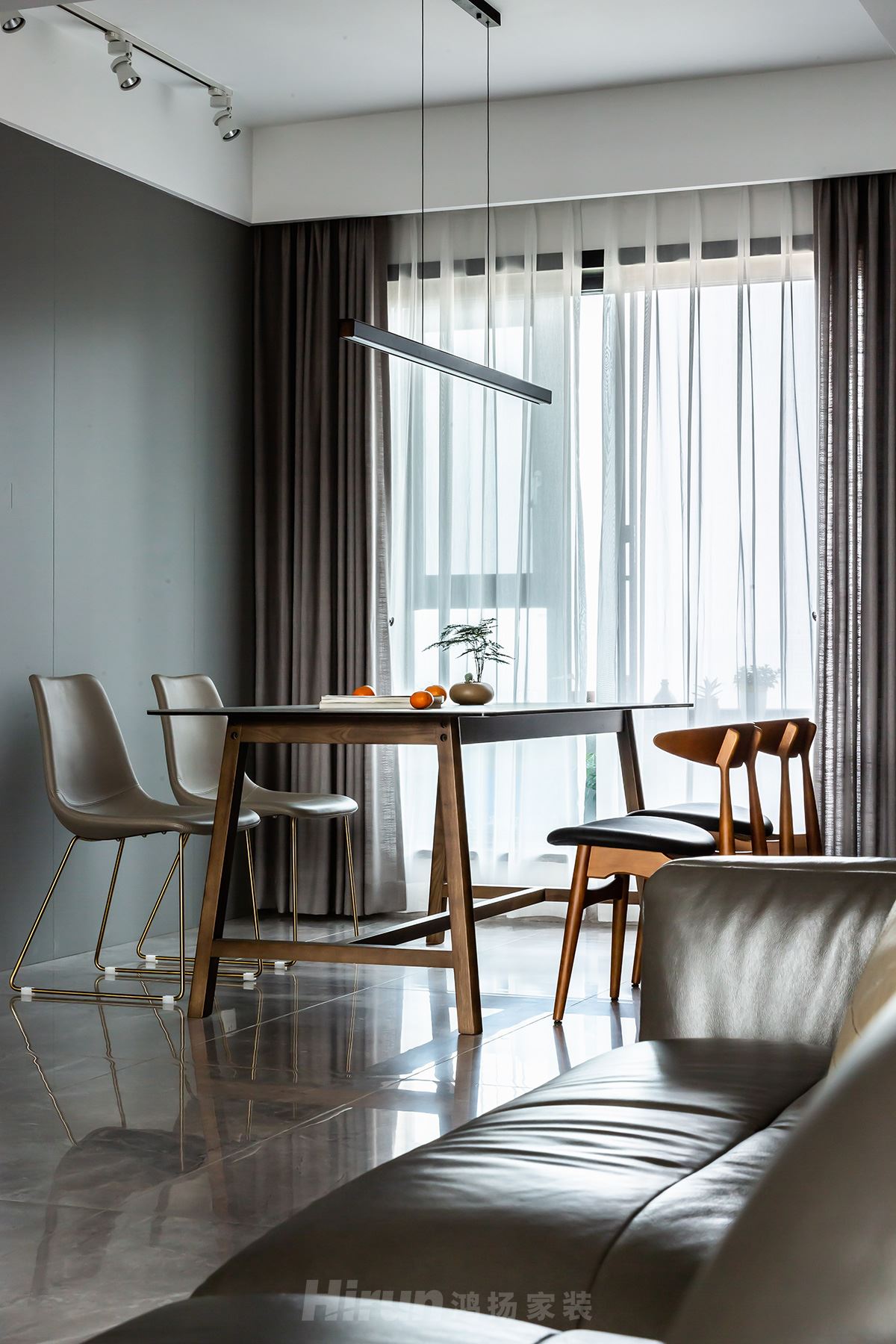 鑫遠(yuǎn)翡麗郡200㎡雅致現(xiàn)代復(fù)式 裝修案例實(shí)景圖-image28