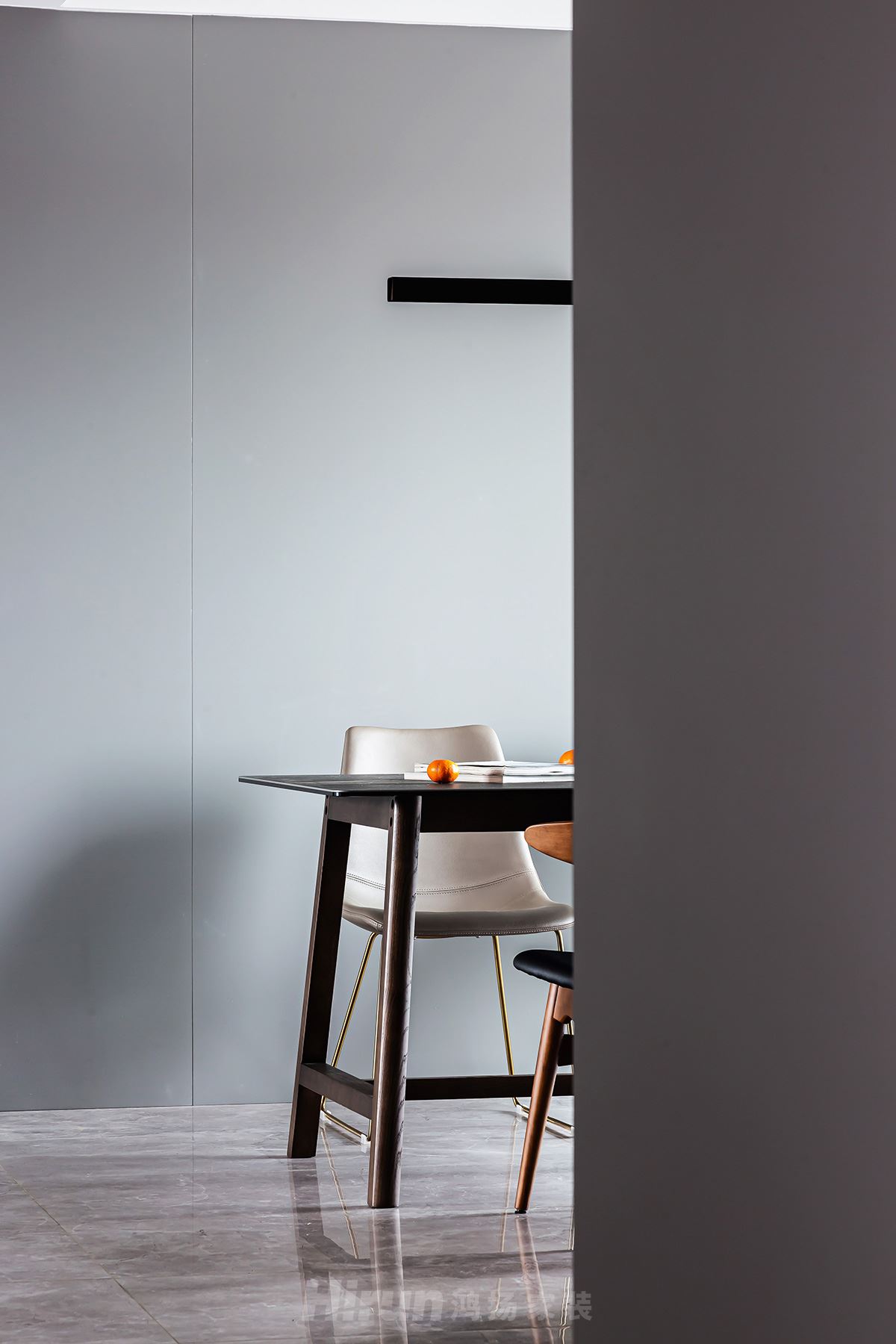 鑫遠(yuǎn)翡麗郡200㎡雅致現(xiàn)代復(fù)式 裝修案例實(shí)景圖-image19