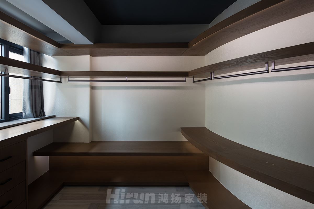 中交中央公園160㎡工業(yè)再造四居室 裝修案例實(shí)景圖-SWSY2020-3