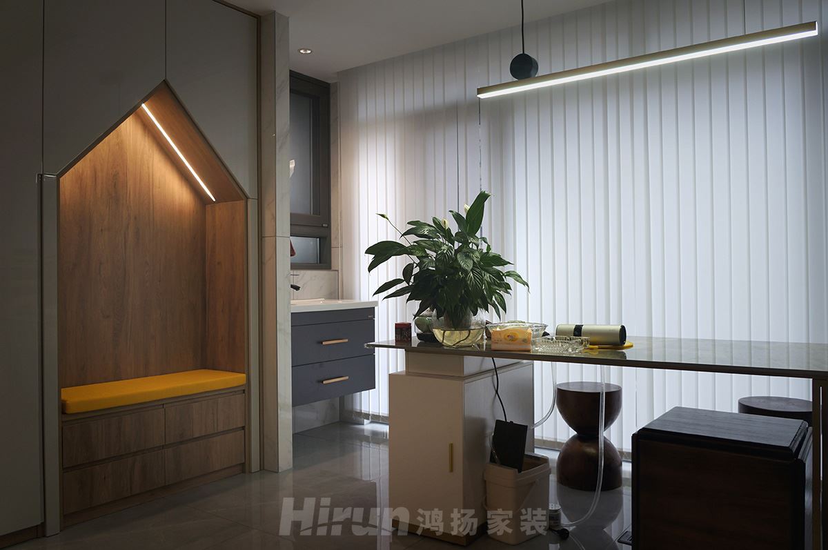 八方小區(qū)140㎡雅致現(xiàn)代四居室 裝修案例實(shí)景圖-image15