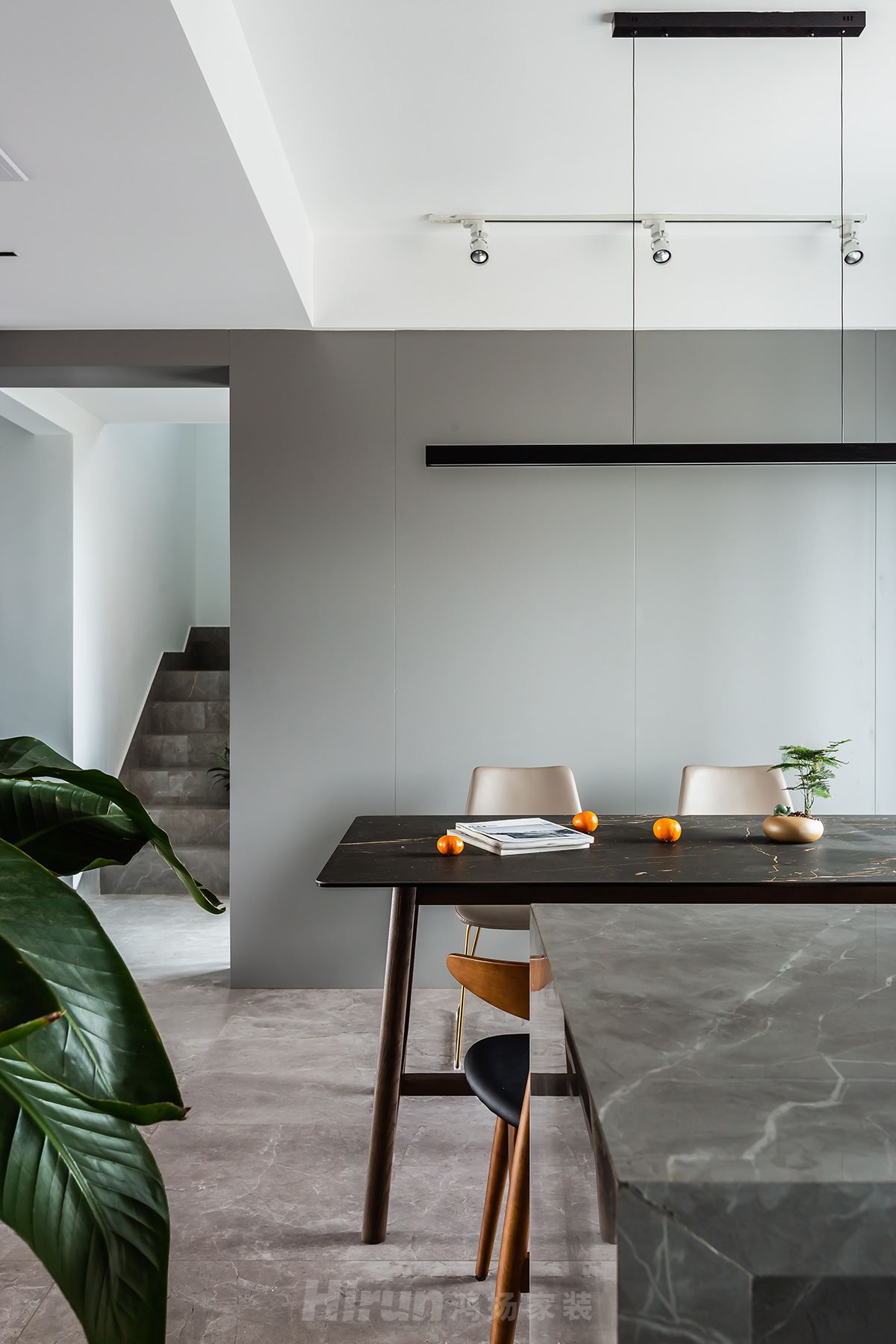 鑫遠(yuǎn)翡麗郡200㎡雅致現(xiàn)代復(fù)式 裝修案例實(shí)景圖-image30