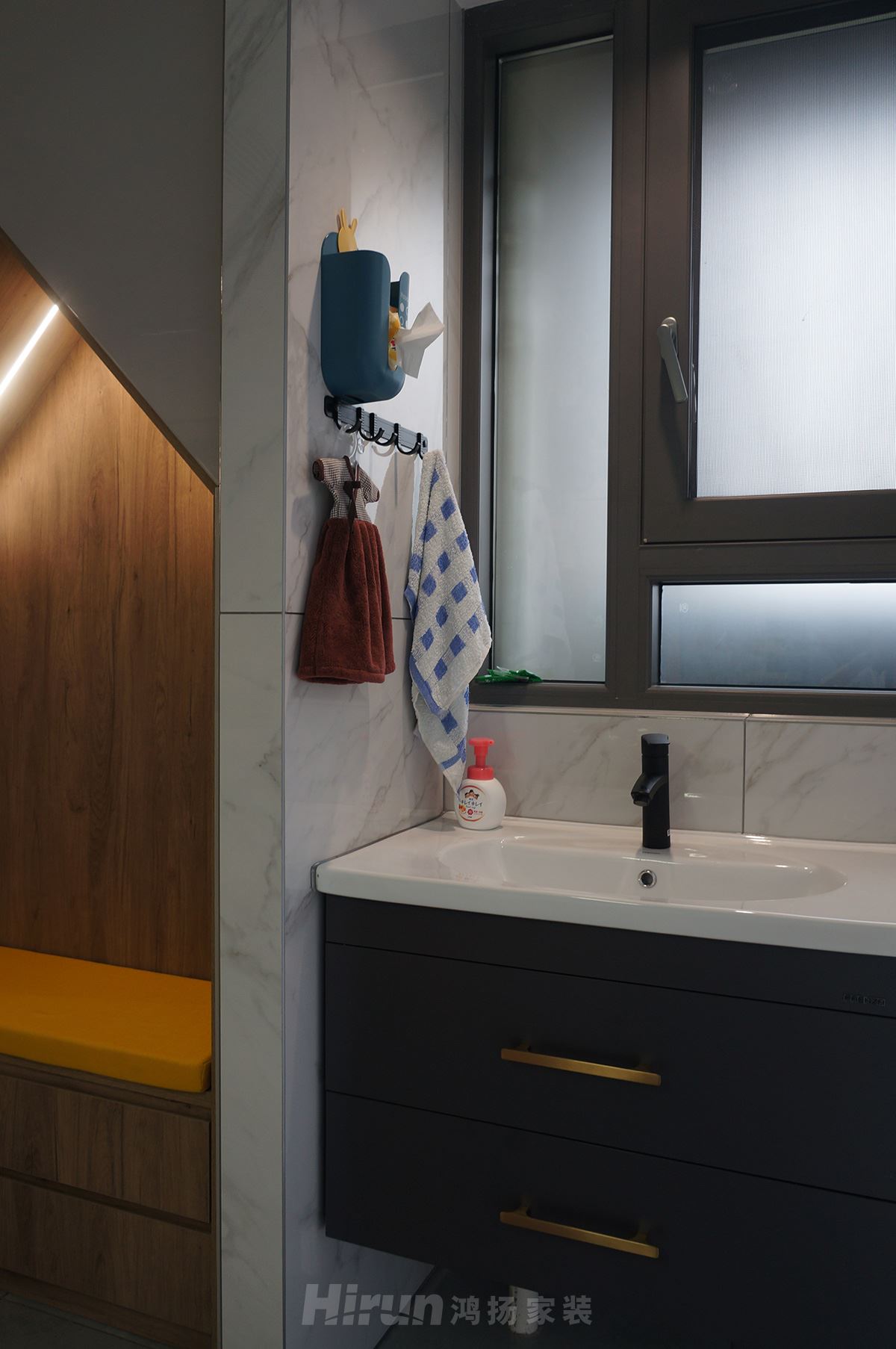 八方小區(qū)140㎡雅致現(xiàn)代四居室 裝修案例實(shí)景圖-image34