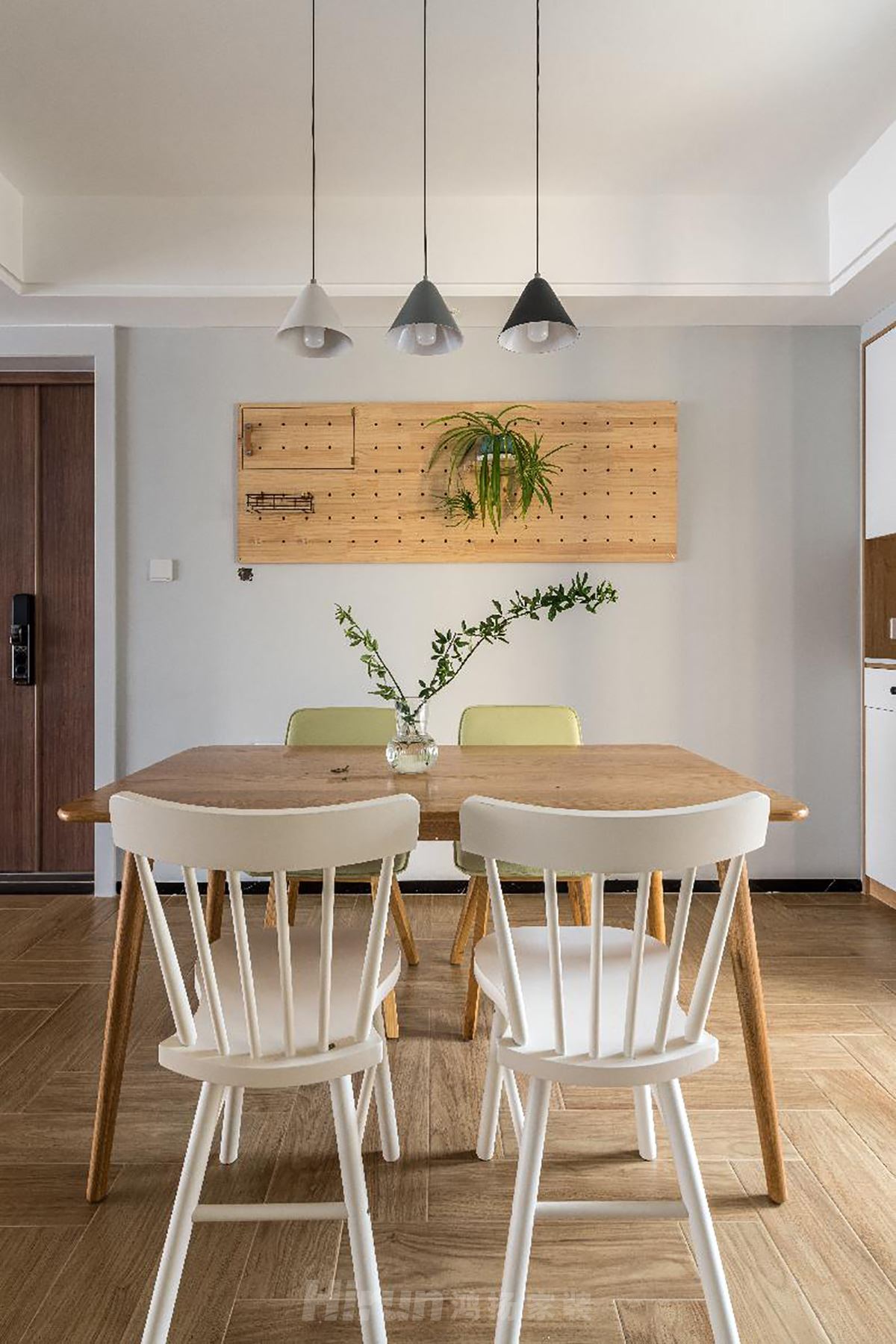 中建亮月湖瀾苑135㎡北歐之光四居室 裝修案例實(shí)景圖-image20