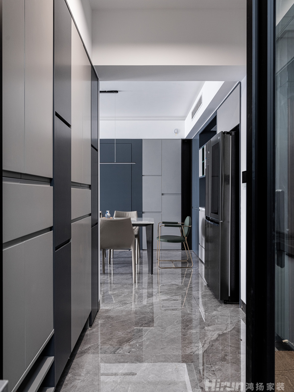 八方小區120㎡雅致現代三居室 裝修案例實景圖-5