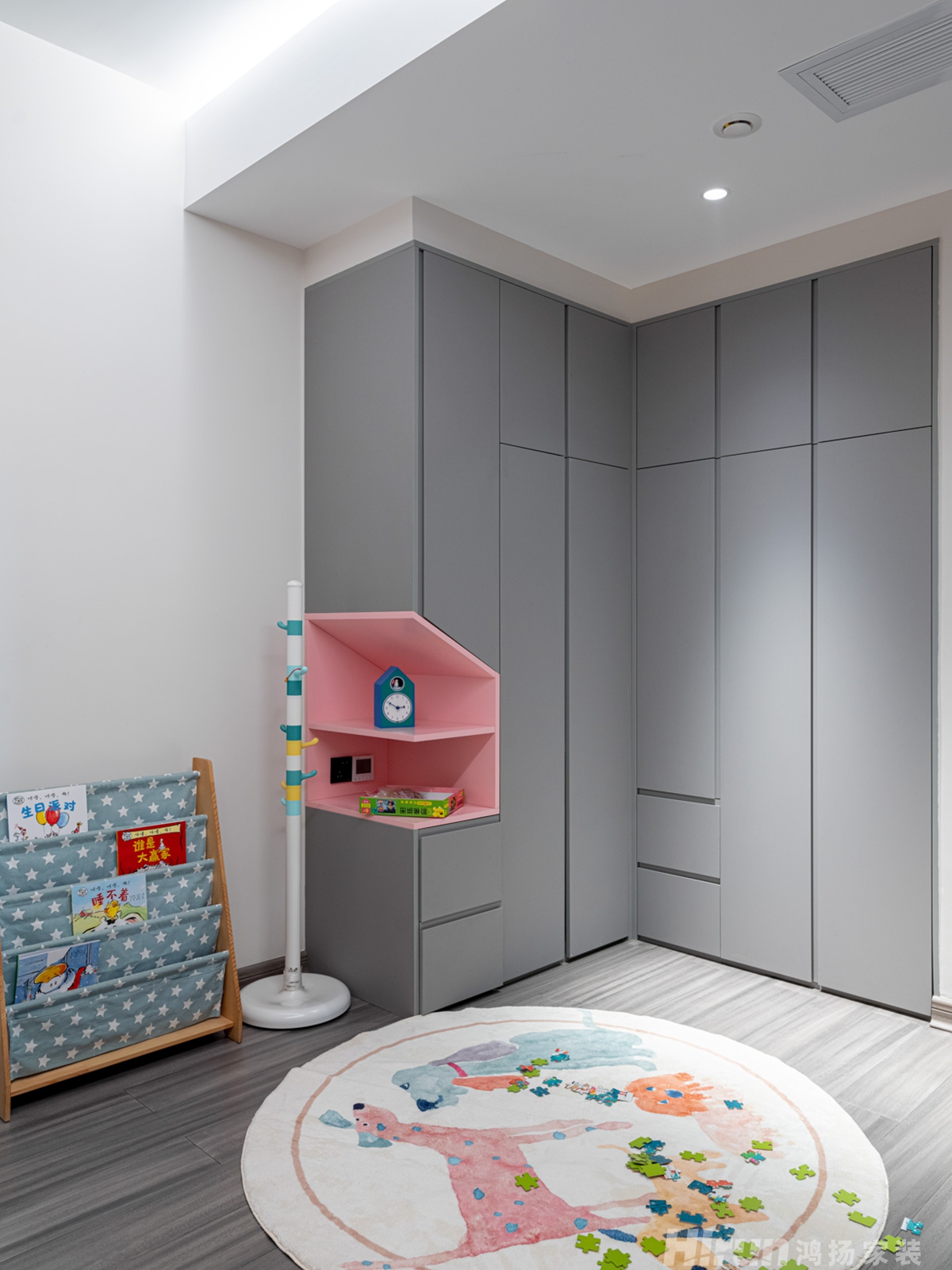 八方小區120㎡雅致現代三居室 裝修案例實景圖-6