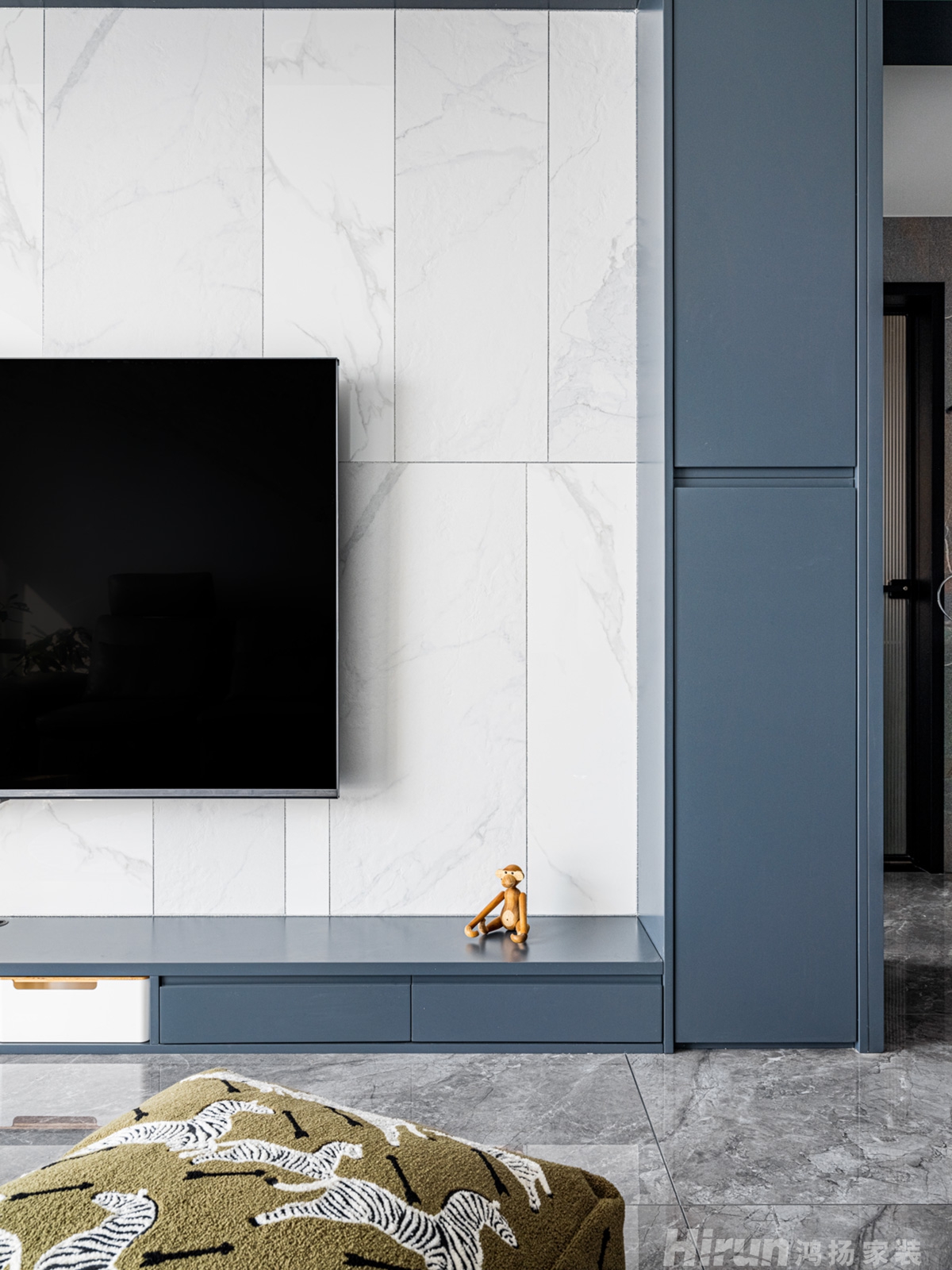 八方小區120㎡雅致現代三居室 裝修案例實景圖-4