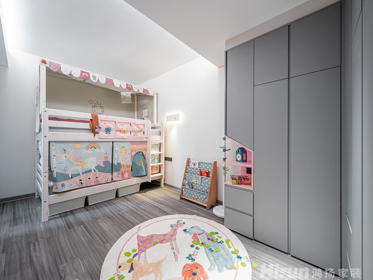 八方小區120㎡雅致現代三居室 裝修案例實景圖-2