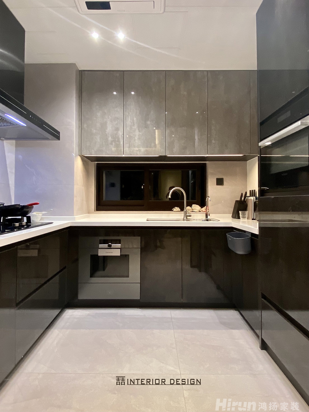 建發(fā)央著150㎡雅致現(xiàn)代四居室 裝修案例實景圖-2