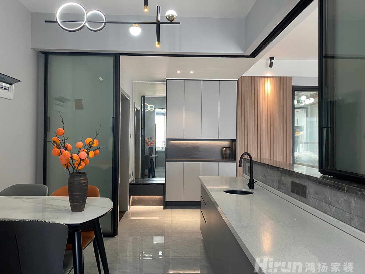 華雅花園150㎡雅致現(xiàn)代四居室 裝修案例實景圖-9