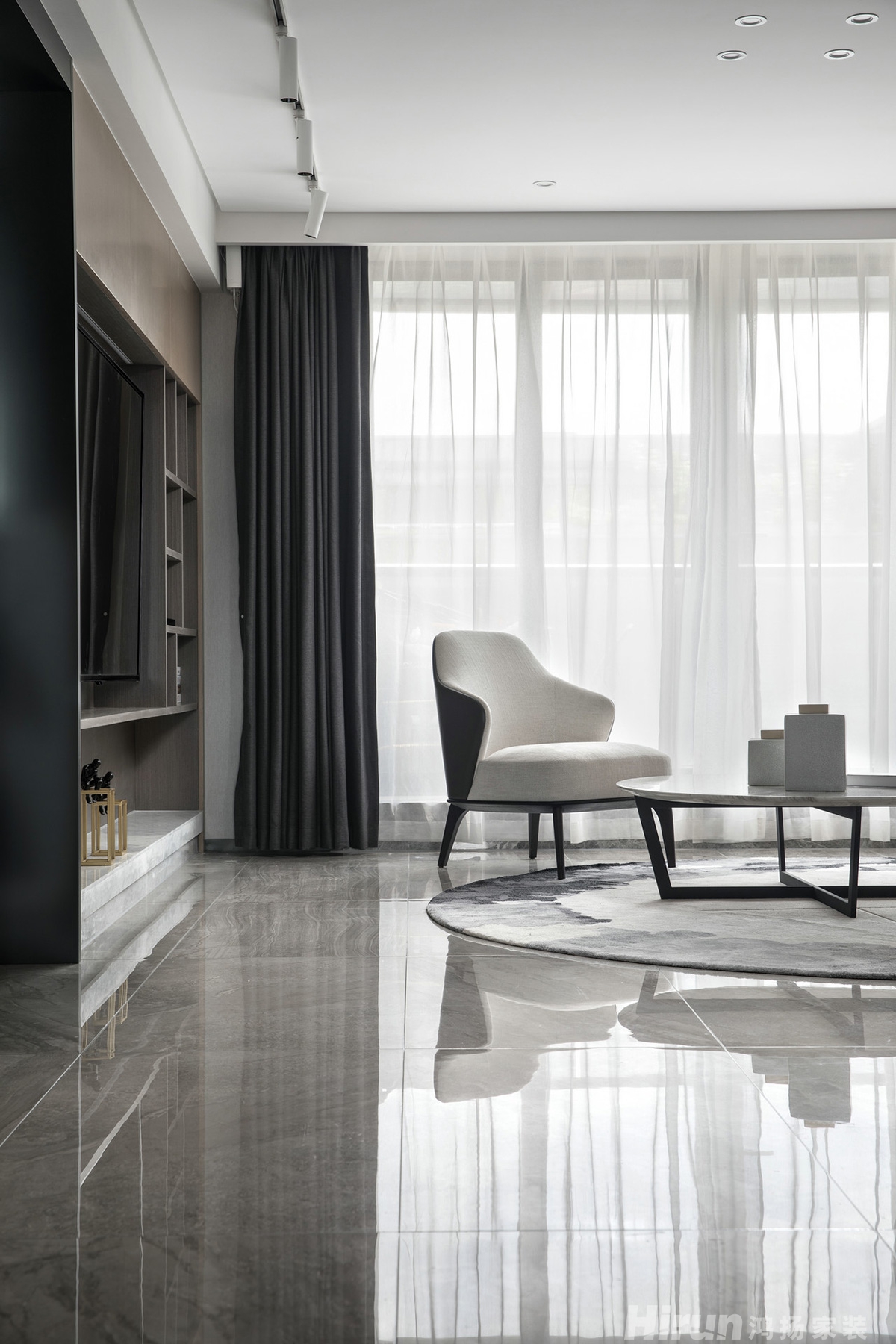 融創(chuàng)提香藍(lán)岸200㎡北歐之光復(fù)式 裝修案例實(shí)景圖-5