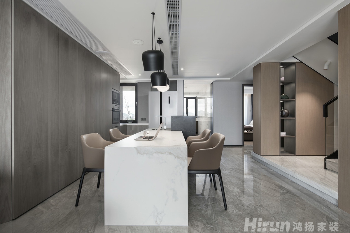 融創(chuàng)提香藍(lán)岸200㎡北歐之光復(fù)式 裝修案例實(shí)景圖-9