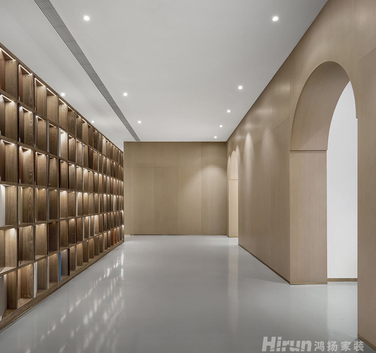 接待大廳500㎡優雅繽紛寫字樓 裝修案例實景圖-13