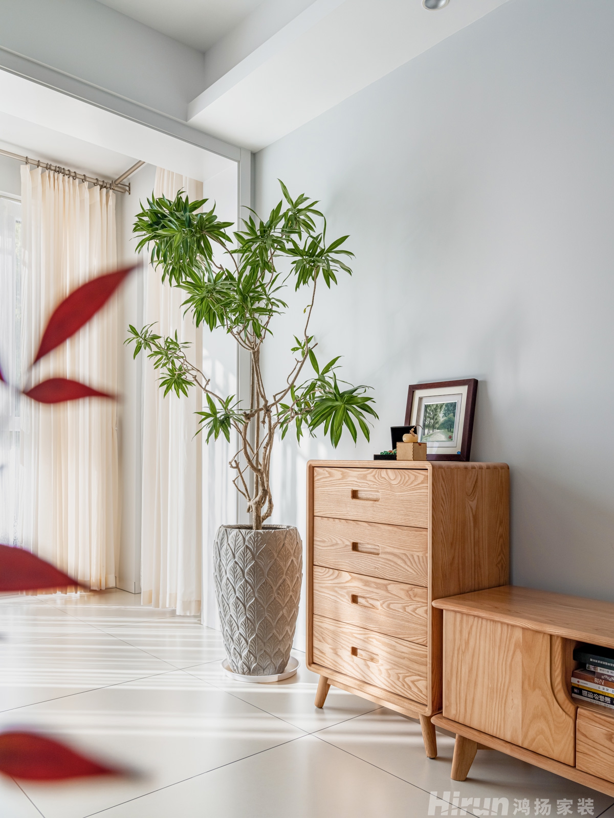 八方小區130㎡北歐之光三居室 裝修案例實景圖-1