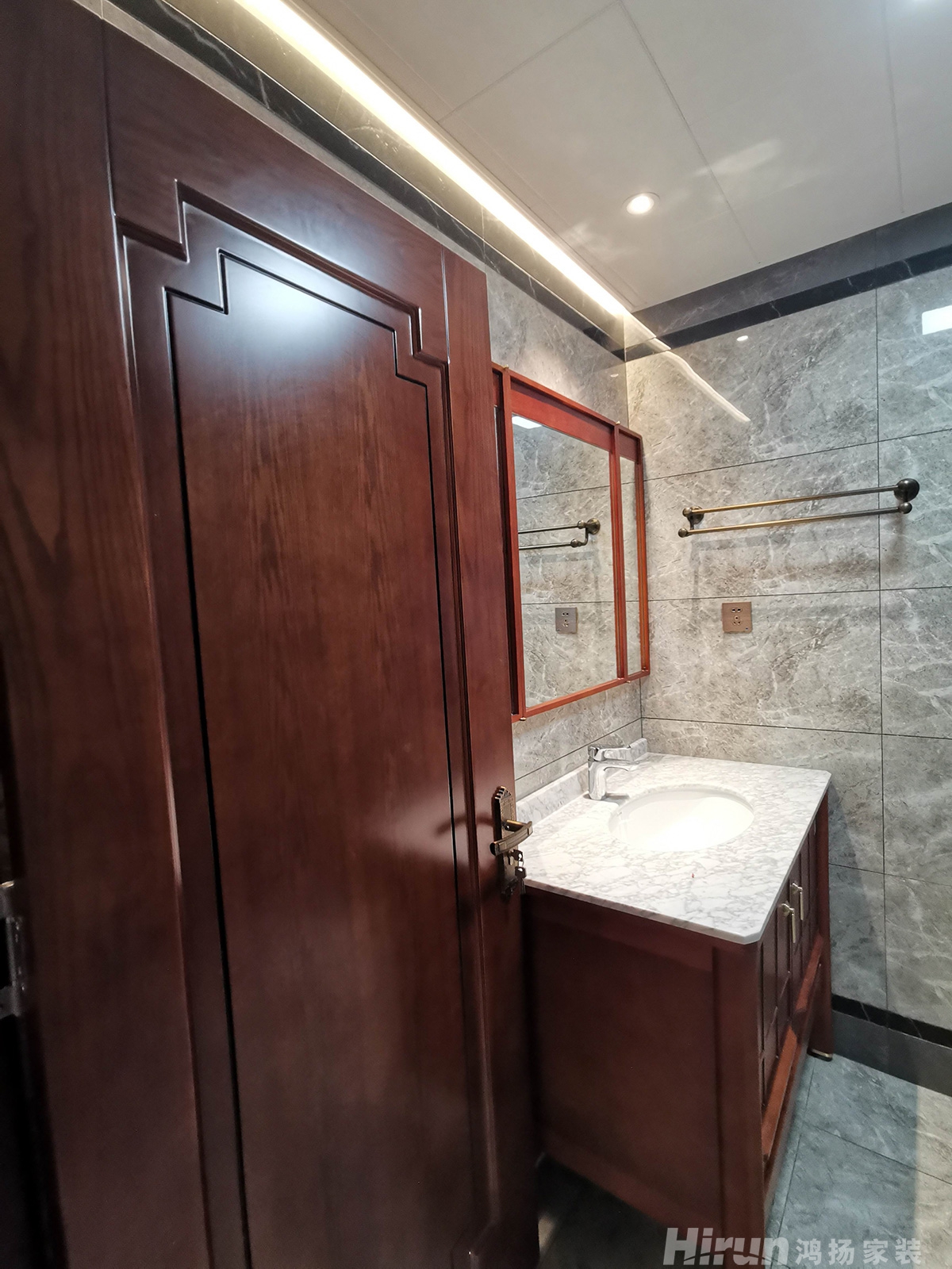 恒大帝景220㎡復合寫意復式 裝修案例實景圖-12