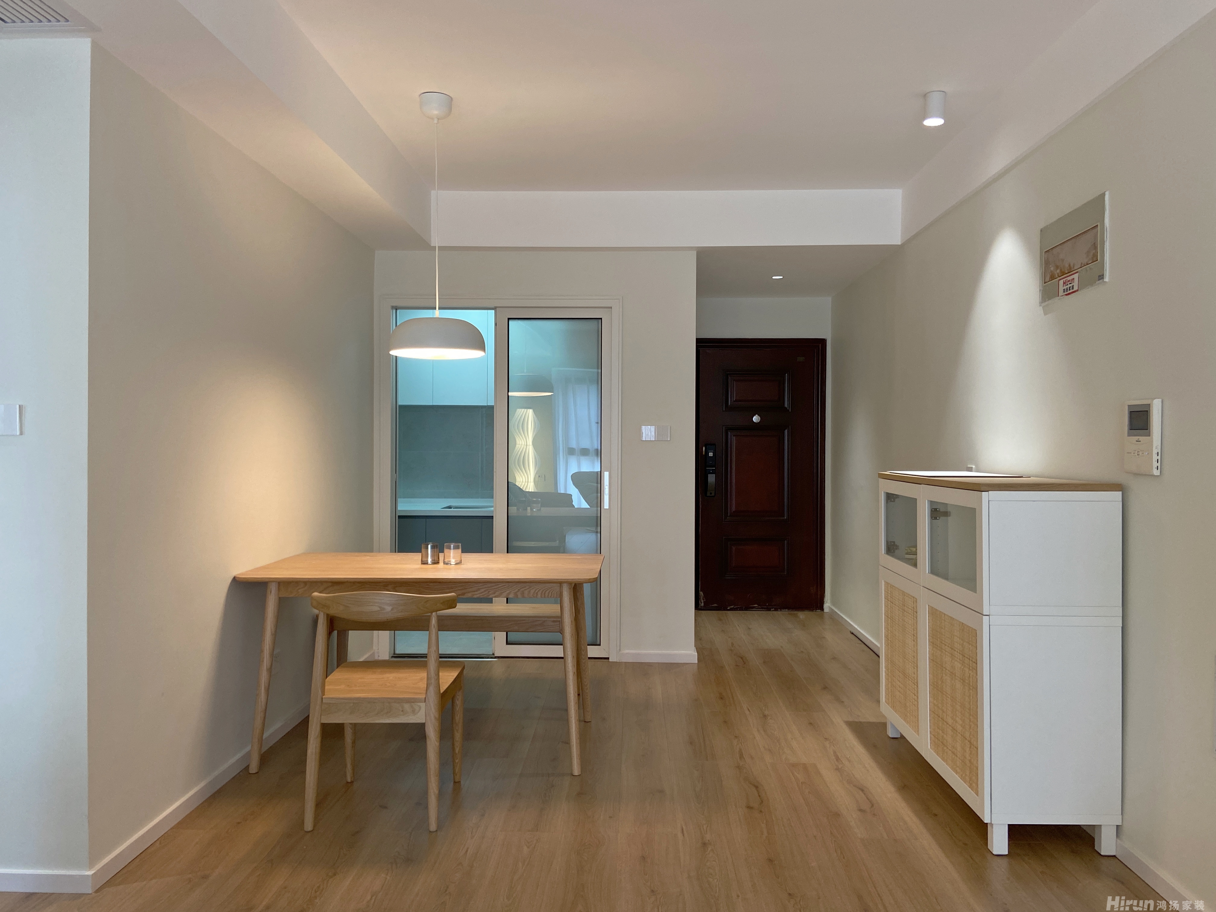 奧克斯中央公館88㎡北歐之光二居室 裝修案例實景圖-7