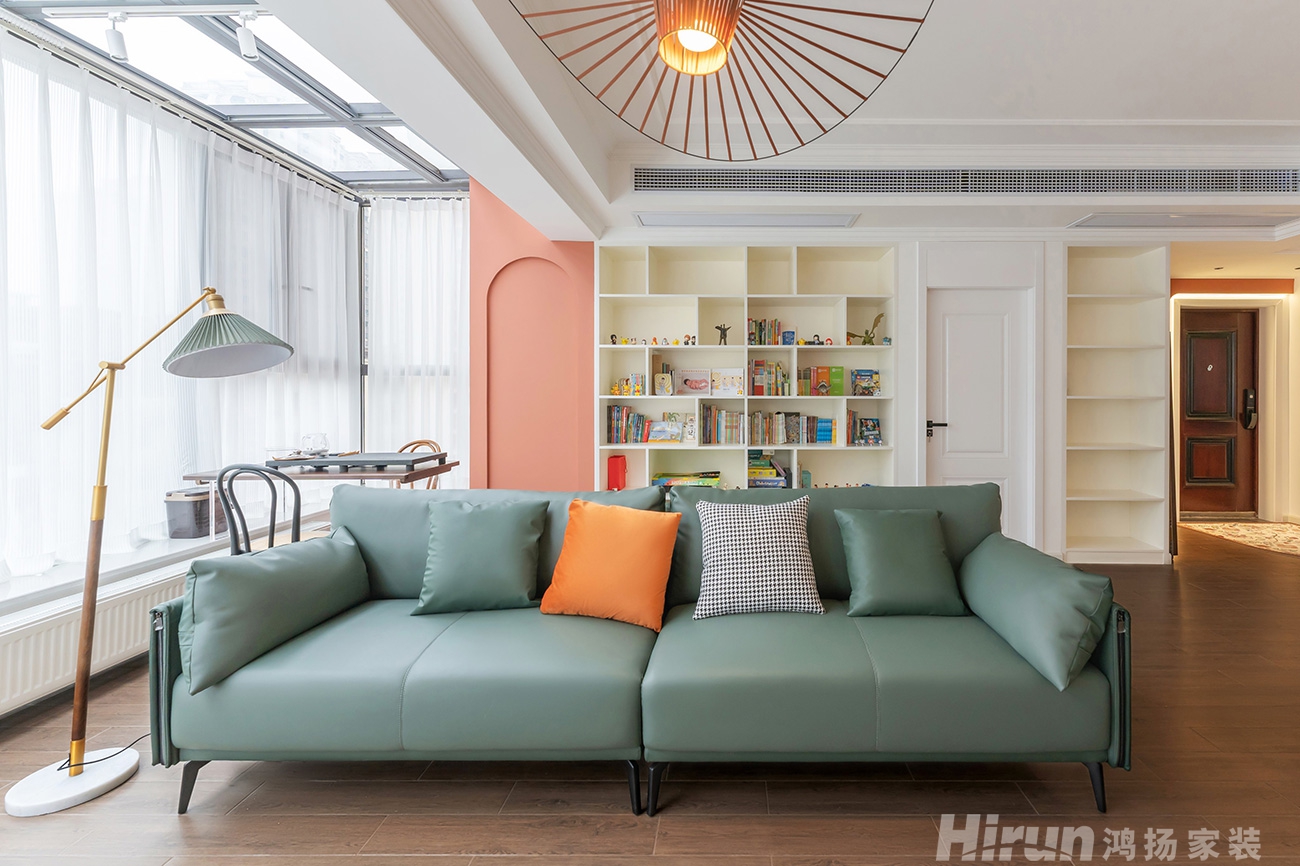 梅溪正榮府150㎡優(yōu)雅繽紛四居室 裝修案例效果圖-1