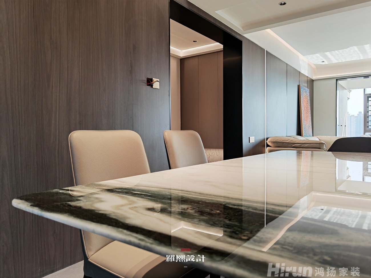 國(guó)貿(mào)前海灣雅致現(xiàn)代四居室 裝修案例效果圖-9