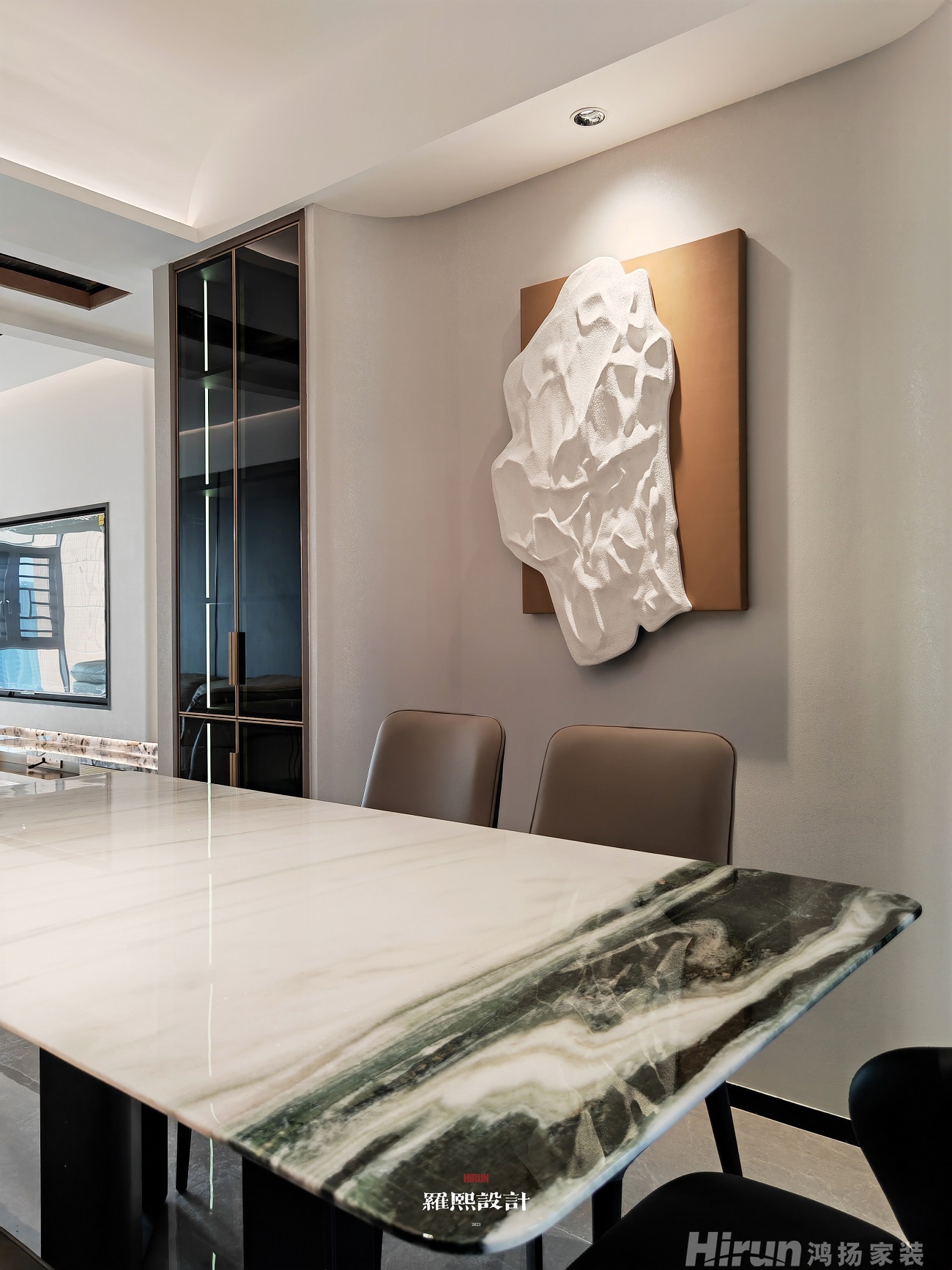 國(guó)貿(mào)前海灣雅致現(xiàn)代四居室 裝修案例效果圖-12