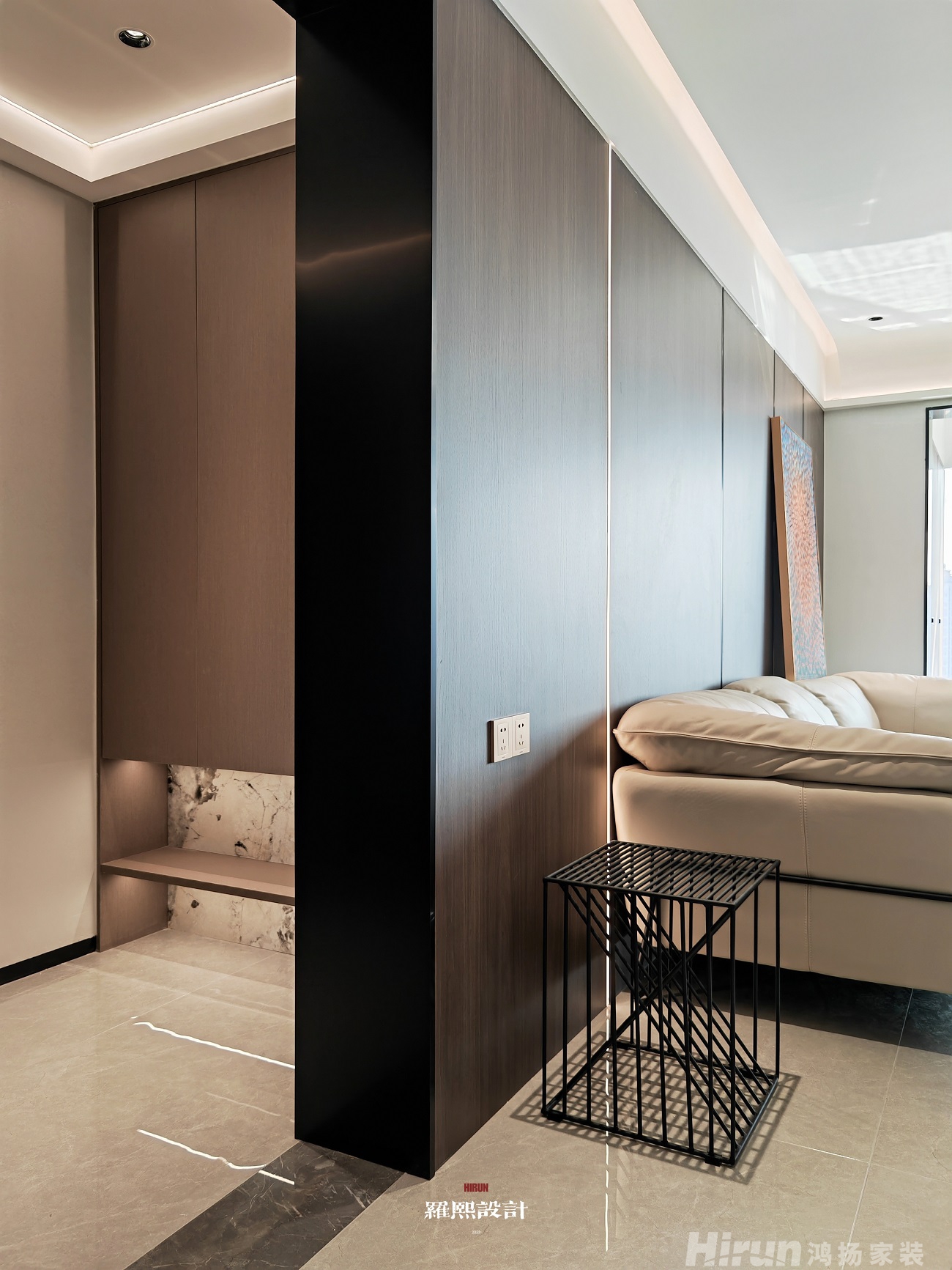 國(guó)貿(mào)前海灣雅致現(xiàn)代四居室 裝修案例效果圖-18