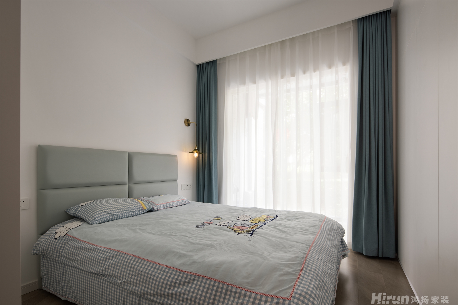 八方小區C區140㎡雅致現代四居室 裝修案例實景圖-2