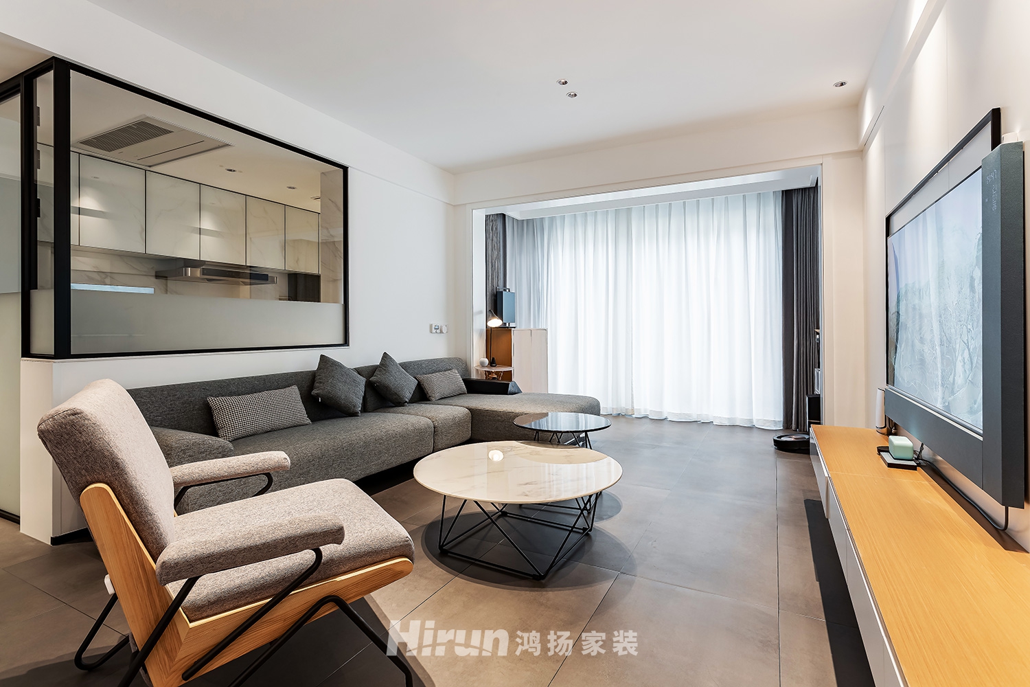 泊愛(ài)藍(lán)灣130㎡雅致現(xiàn)代三居室 裝修案例實(shí)景圖-3