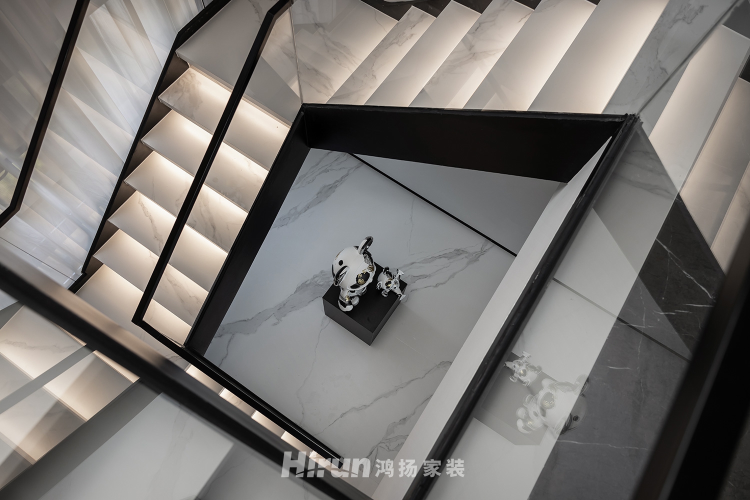 中航城320㎡雅致現代別墅 裝修案例實景圖-6