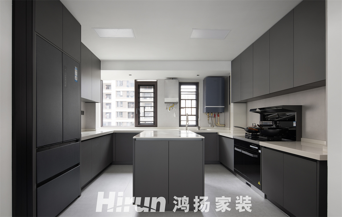 松雅院168㎡雅致現(xiàn)代四居室 裝修案例實(shí)景圖-8