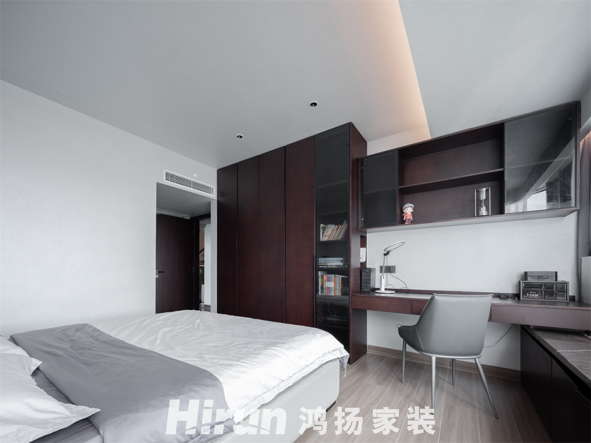 湘江雅頌居220㎡雅致現(xiàn)代復(fù)式 裝修案例實景圖-9