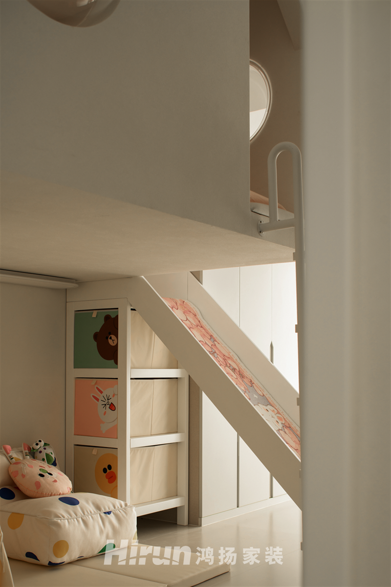 天城國際廣場170㎡優雅繽紛四居室 裝修案例實景圖-3