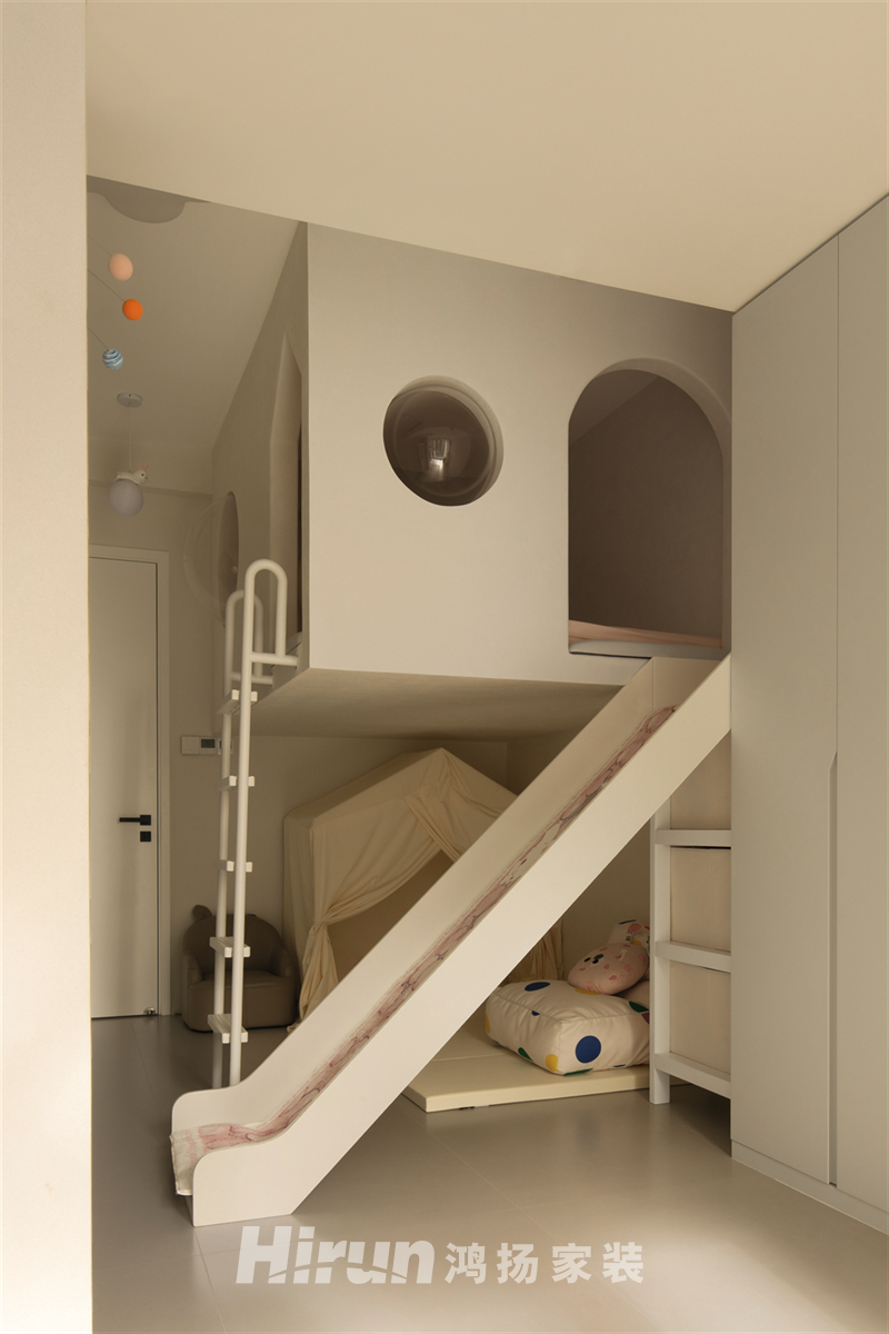 天城國際廣場170㎡優雅繽紛四居室 裝修案例實景圖-10