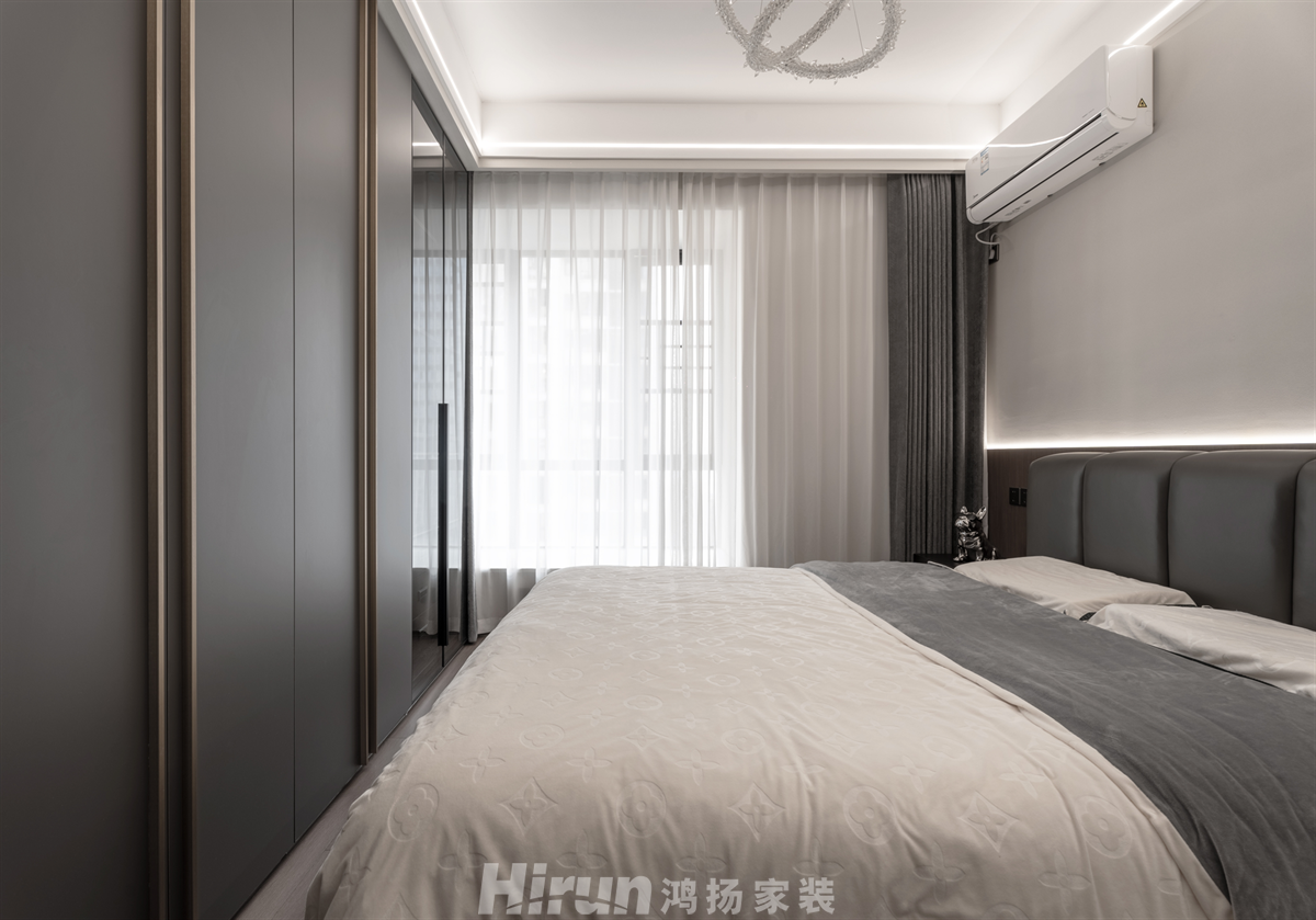 潤和國際廣場140㎡雅致現(xiàn)代四居室 裝修案例實景圖-6