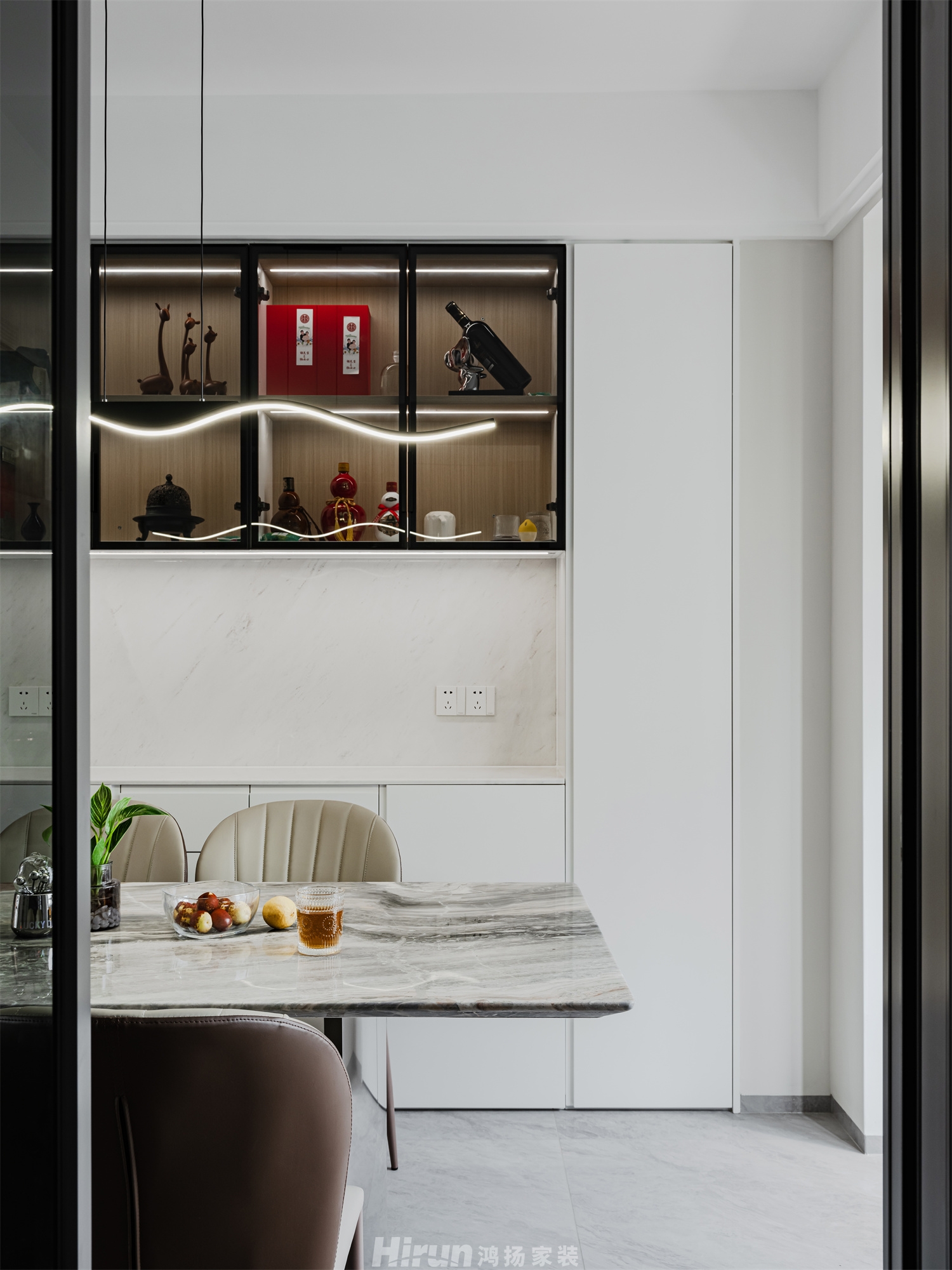 華銀南苑180㎡雅致現代四居室 裝修案例實景圖-2