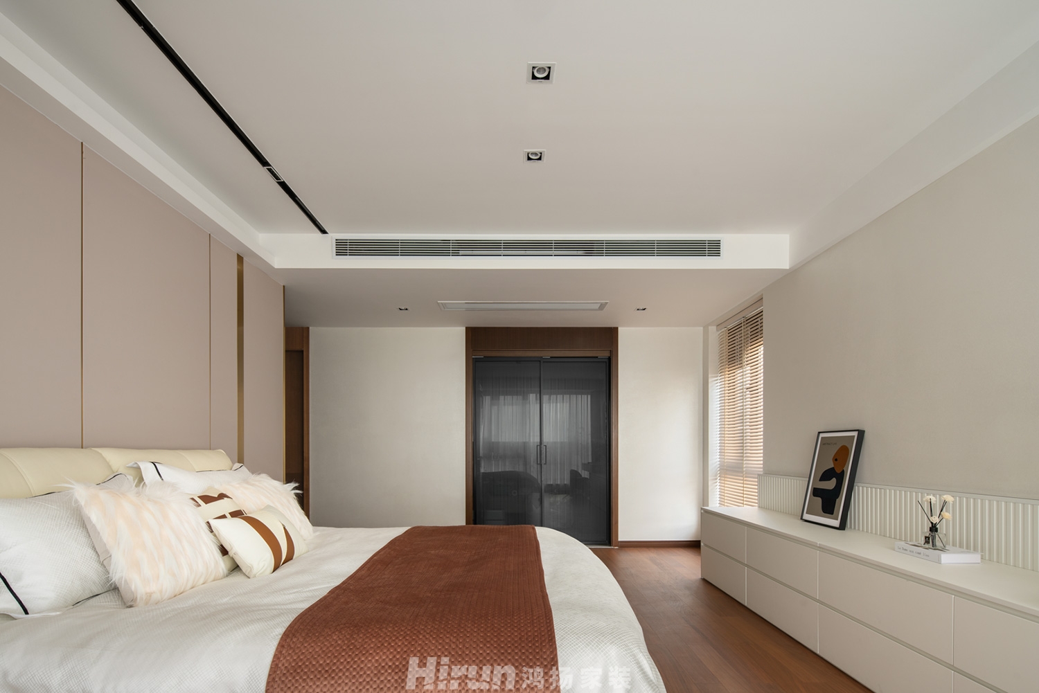 萬科魅力之城200㎡新裝飾主義四居室 裝修案例實景圖-10