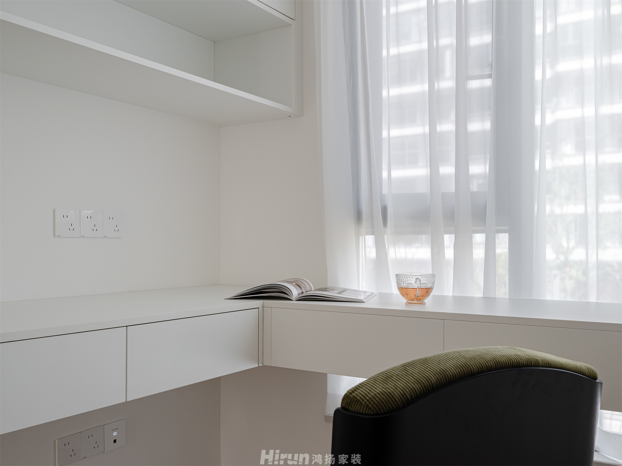 美的云樾190㎡雅致現代大平層 裝修案例實景圖-2