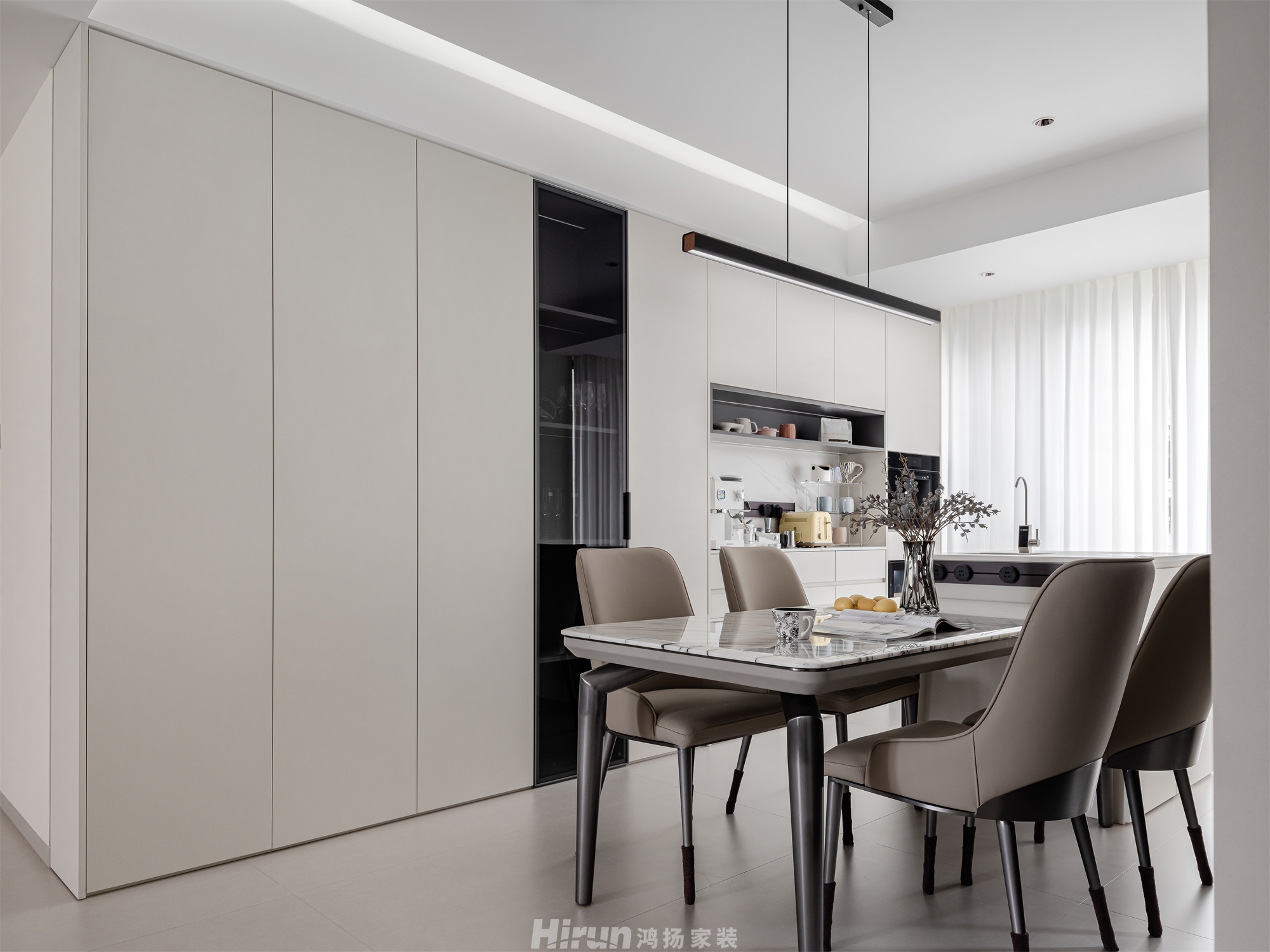 天城國際廣場170㎡雅致現代五居室 裝修案例實景圖-1