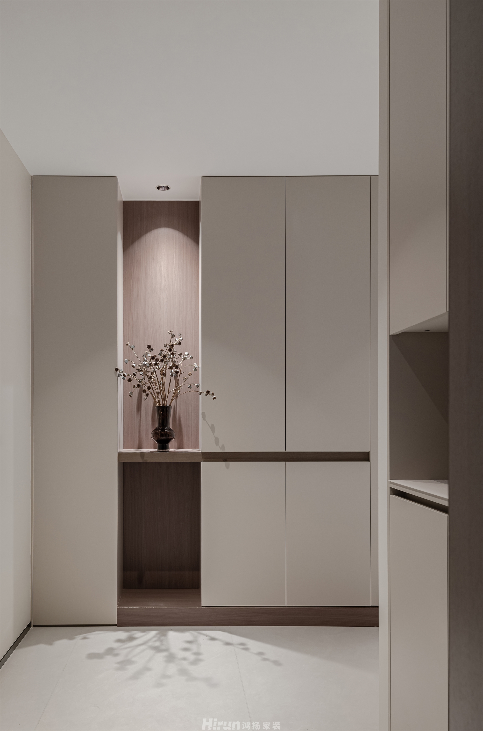 佳兆業(yè)城市廣場200㎡雅致現(xiàn)代五居室 裝修案例實景圖-3