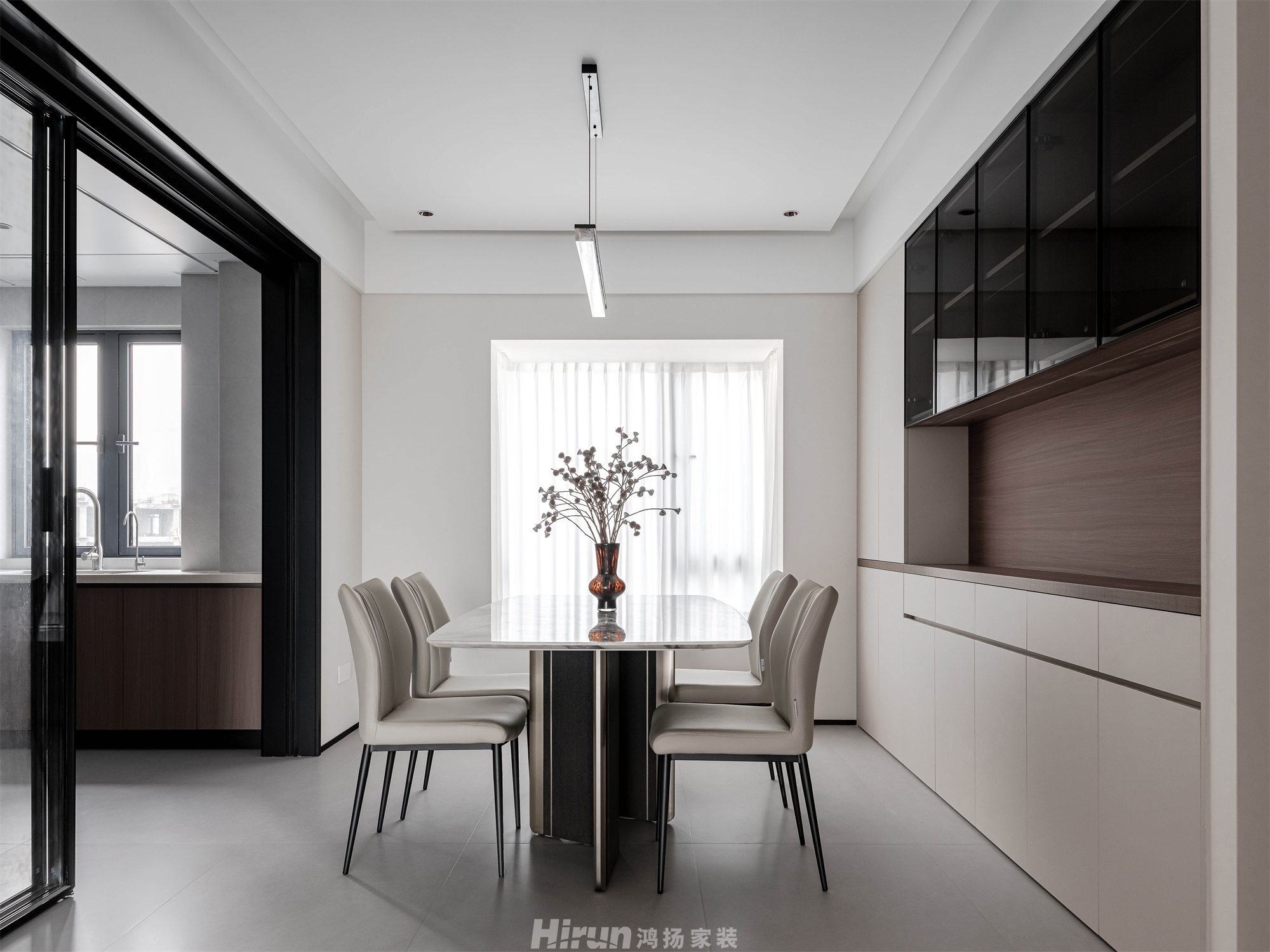 佳兆業(yè)城市廣場200㎡雅致現(xiàn)代五居室 裝修案例實景圖-4