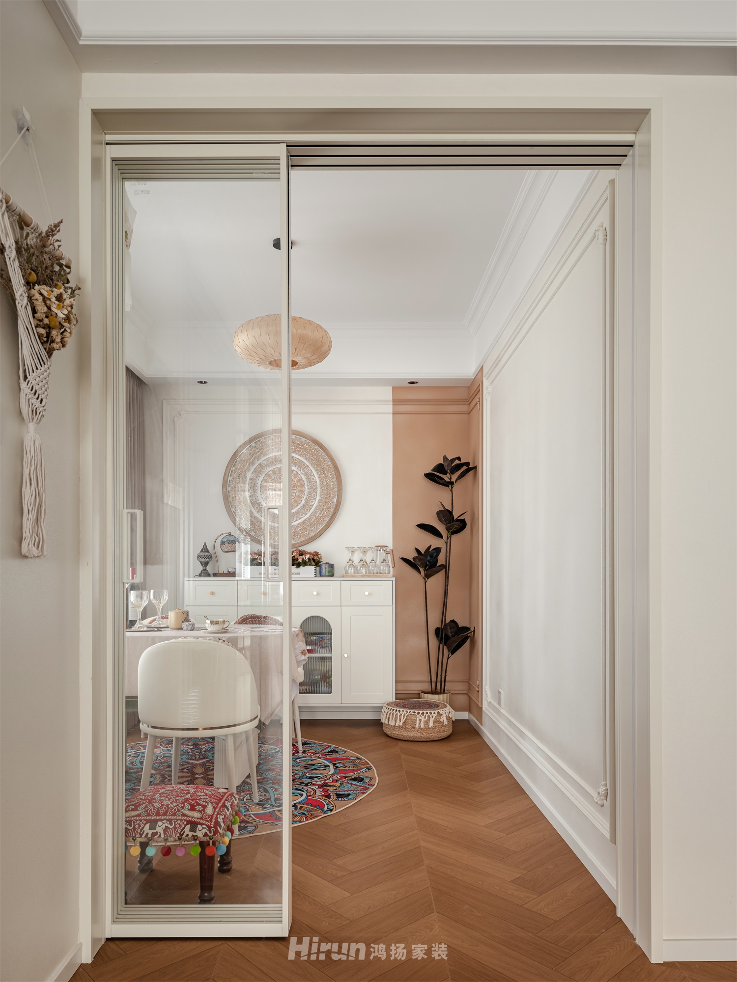 建發(fā)央著135㎡異域風(fēng)情四居室 裝修案例實景圖-17