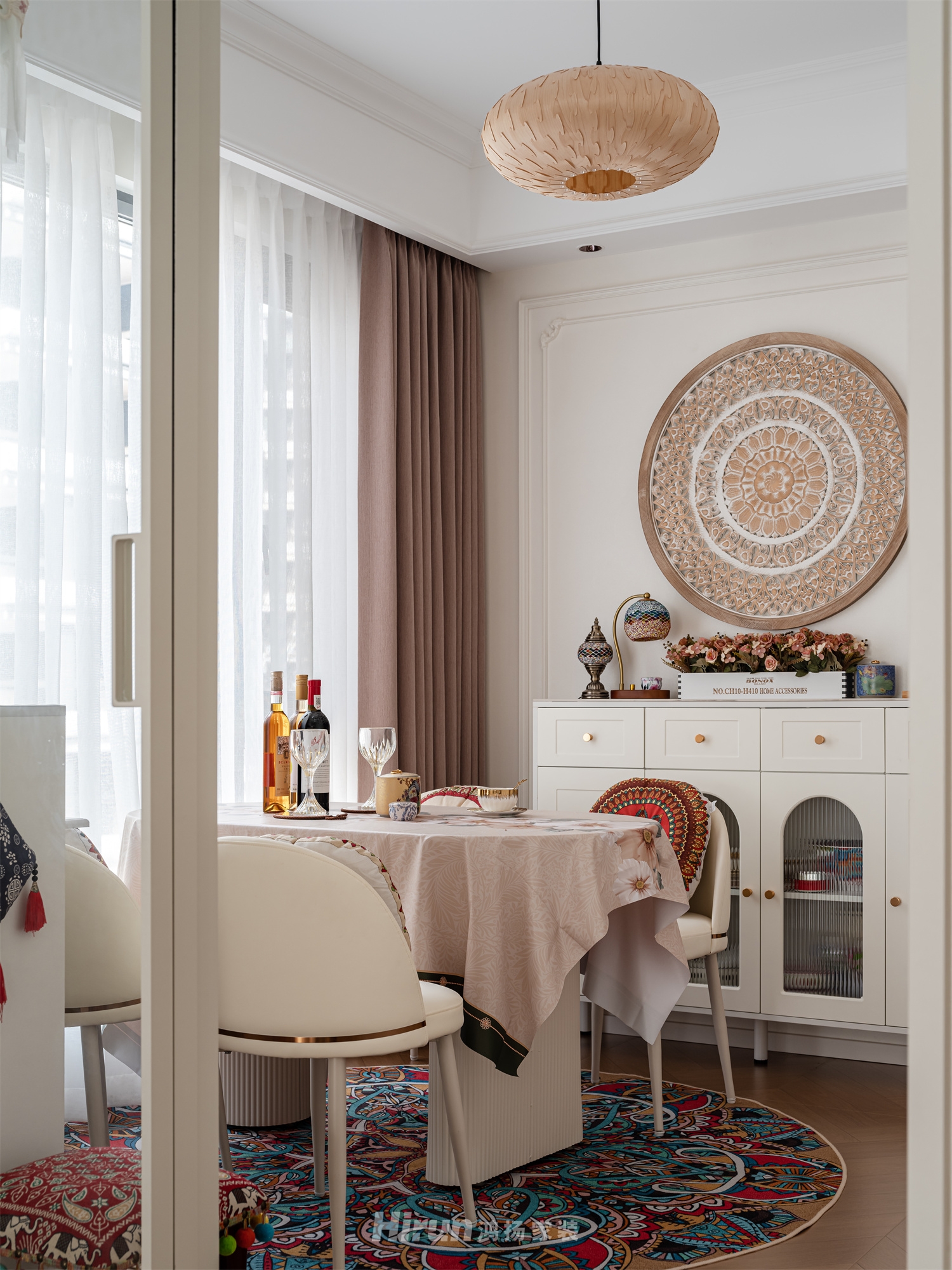 建發(fā)央著135㎡異域風(fēng)情四居室 裝修案例實景圖-22