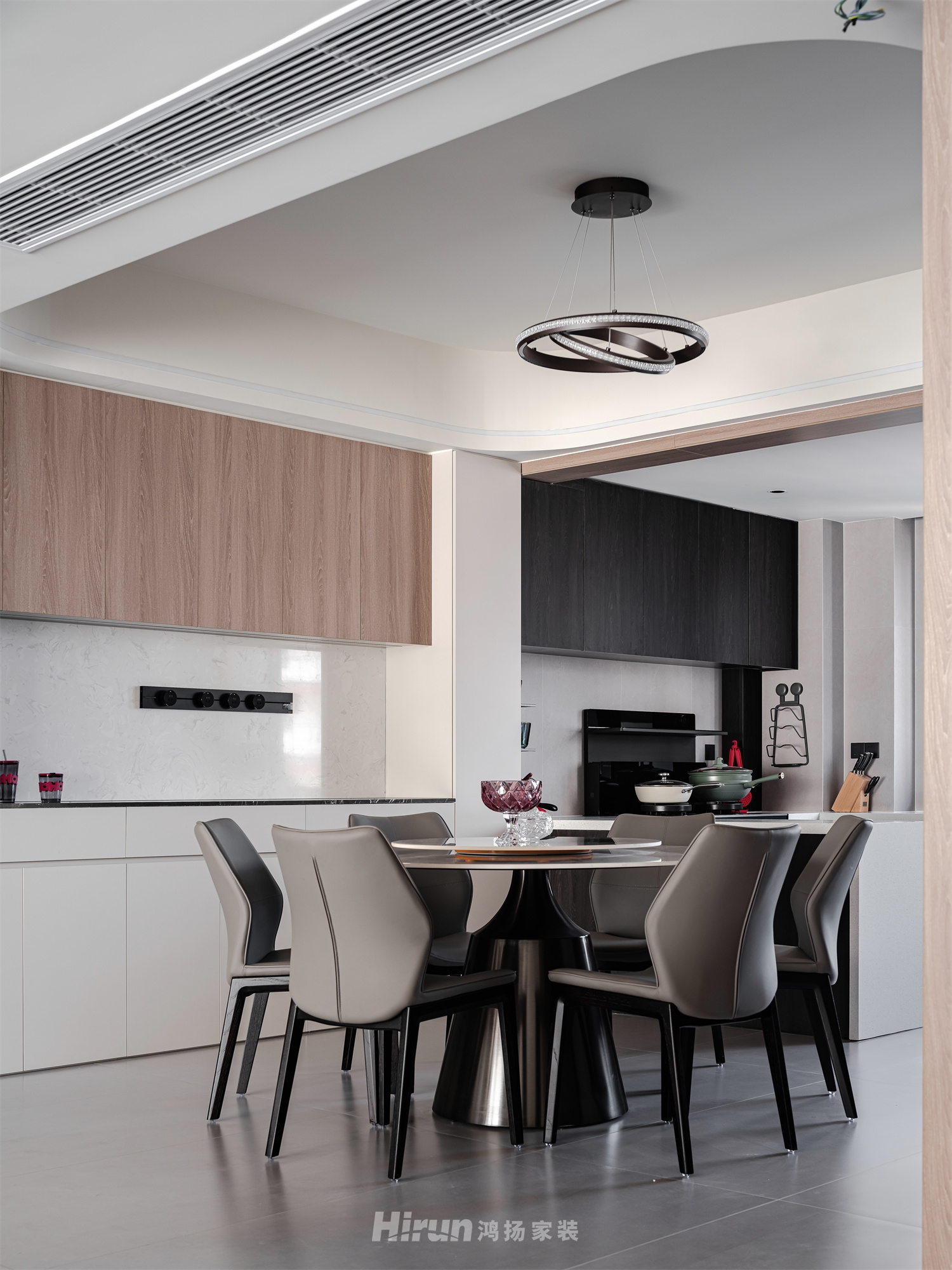 建發(fā)央著135㎡新裝飾主義四居室 裝修案例實景圖-12