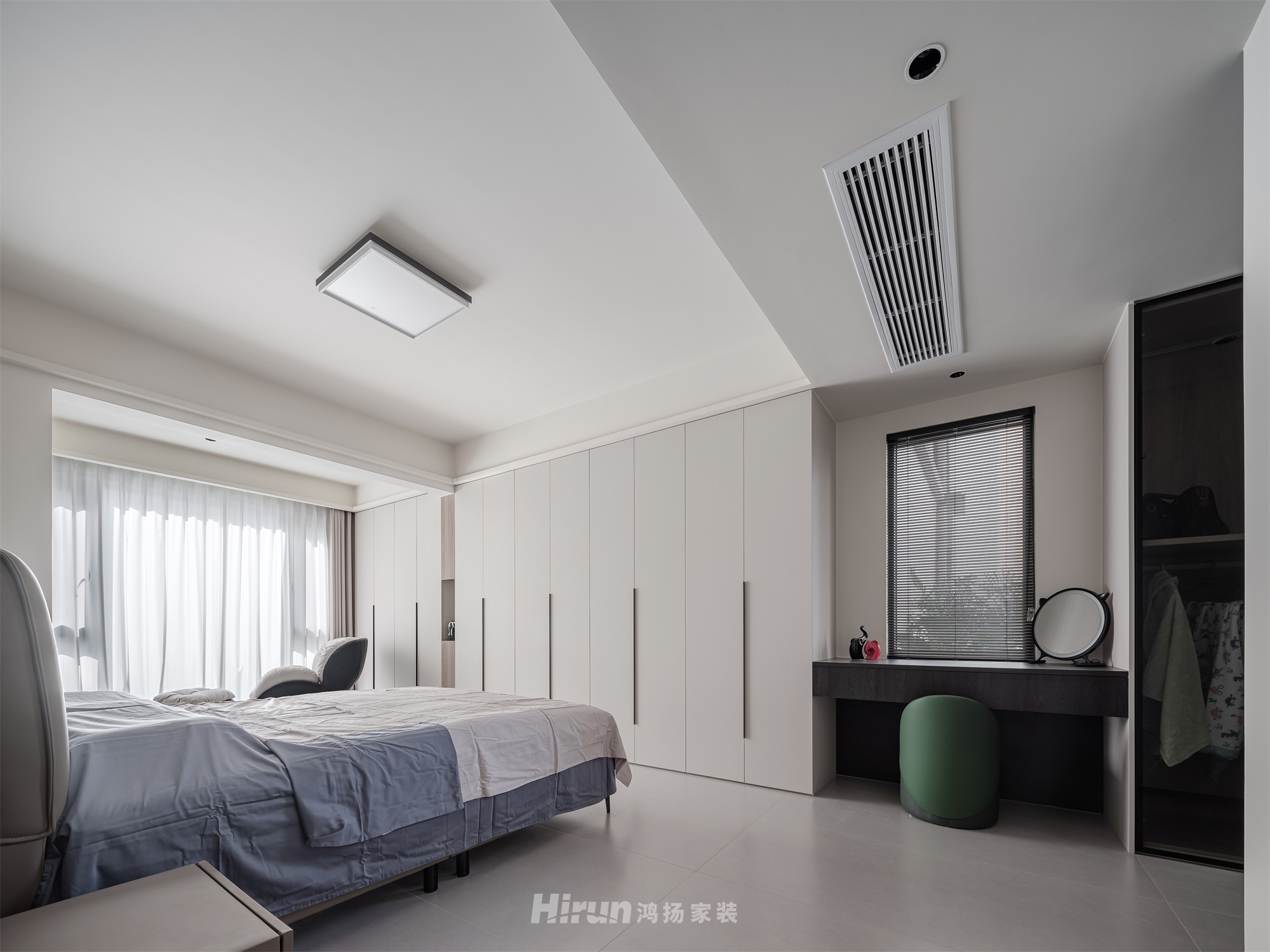 建發(fā)央著135㎡新裝飾主義四居室 裝修案例實景圖-10