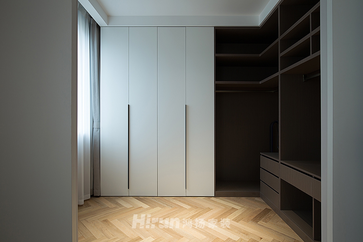 江灣壹號(hào)130㎡雅致現(xiàn)代四居室 裝修案例實(shí)景圖-13