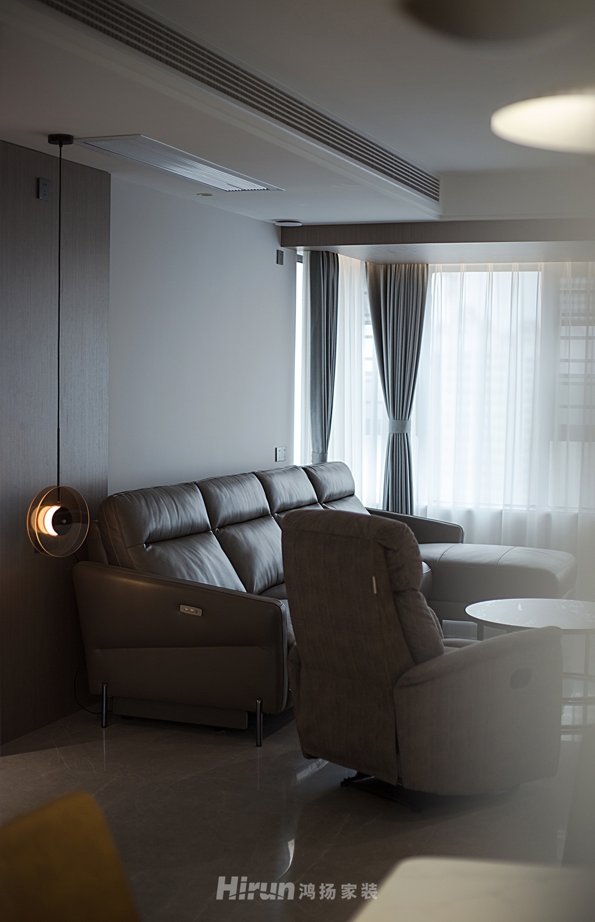 江灣壹號(hào)130㎡雅致現(xiàn)代四居室 裝修案例實(shí)景圖-20